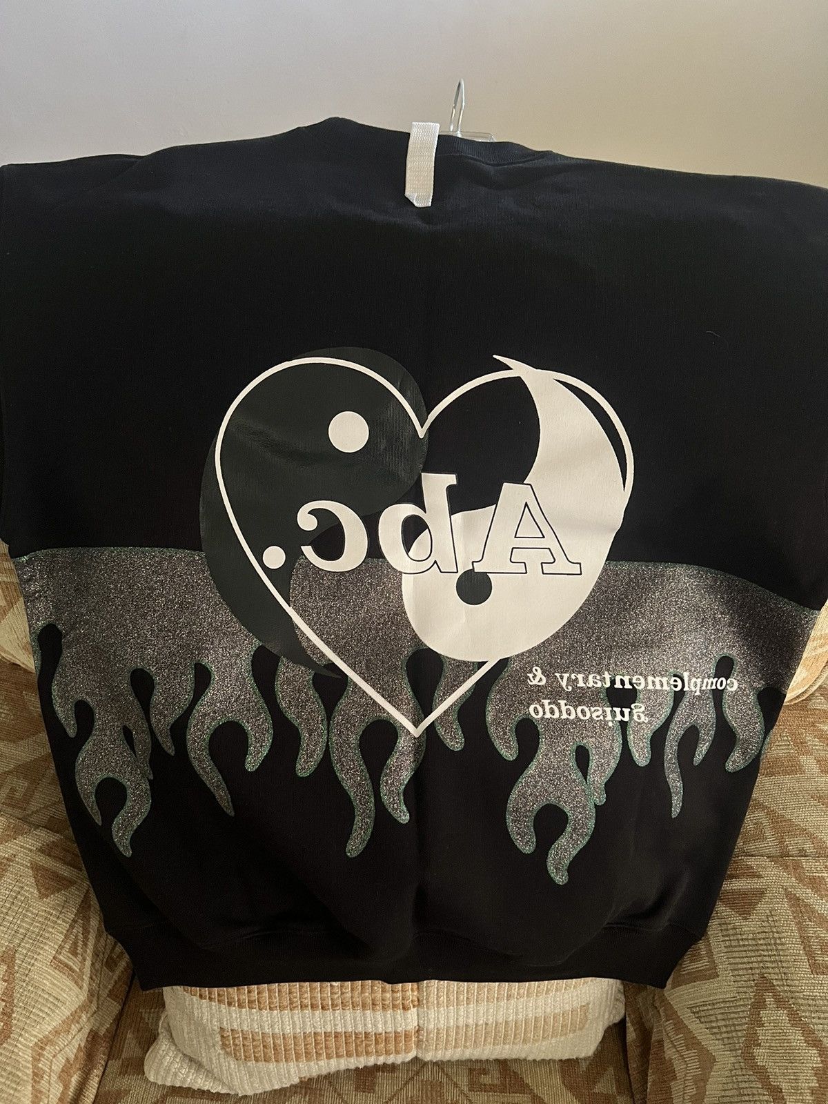 Advisory Board Crystals ABC Yin & Yang Valentine’s Day Crewneck Size US M / EU 48-50 / 2 - 2 Thumbnail