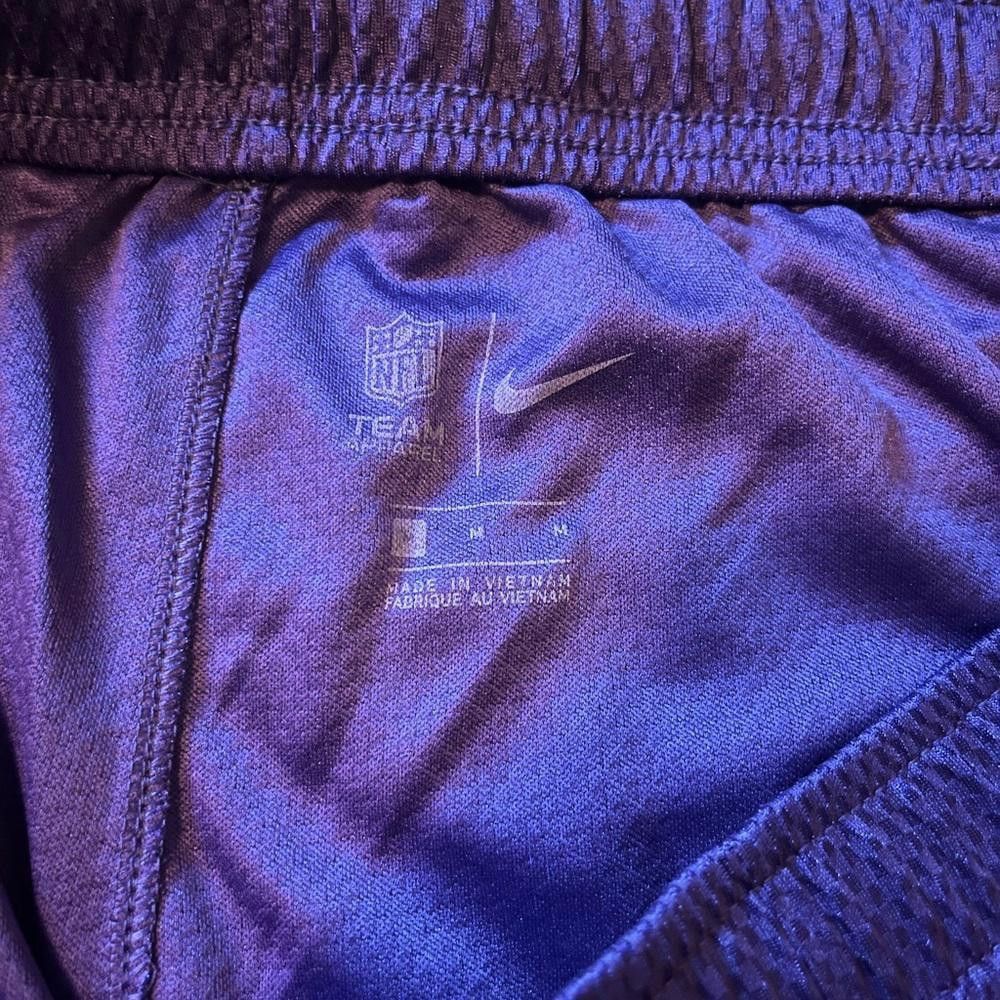 Nike Nike Minnesota Vikings Purple Broadcast Shorts Size US 32 / EU 48 - 6 Thumbnail
