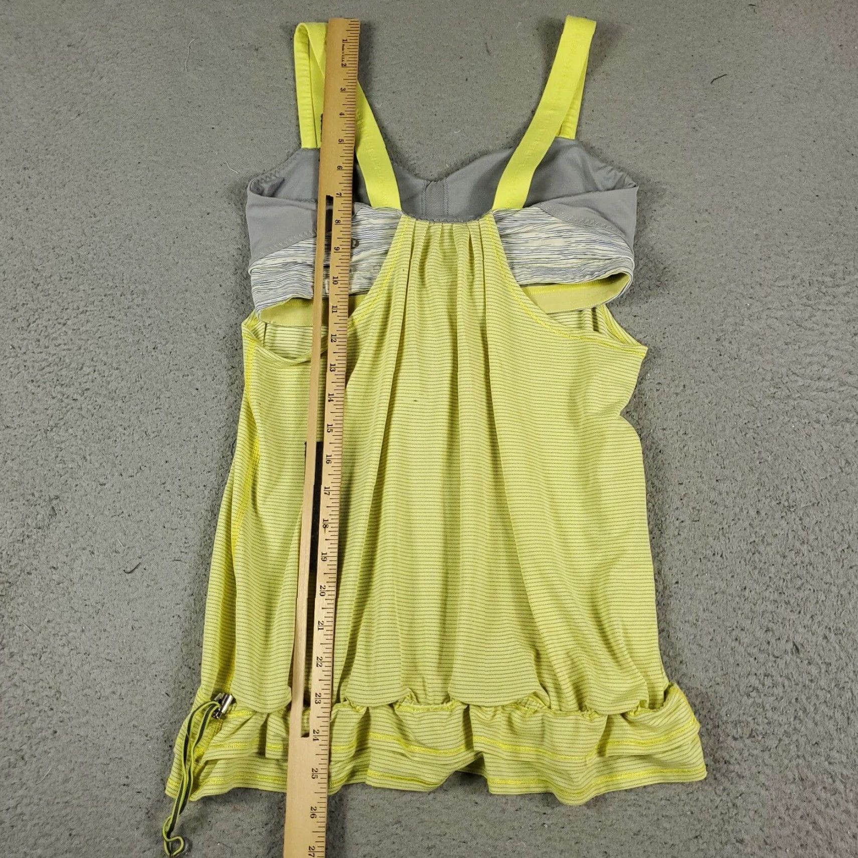 Lululemon Lululemon Tank Top Womens Size 6 Yellow Back On Track Top Active Ladies Shirt Tank Womens 6 Yellow Activewear Casual Fashion Sports Size M / US 6-8 / IT 42-44 - 3 Thumbnail