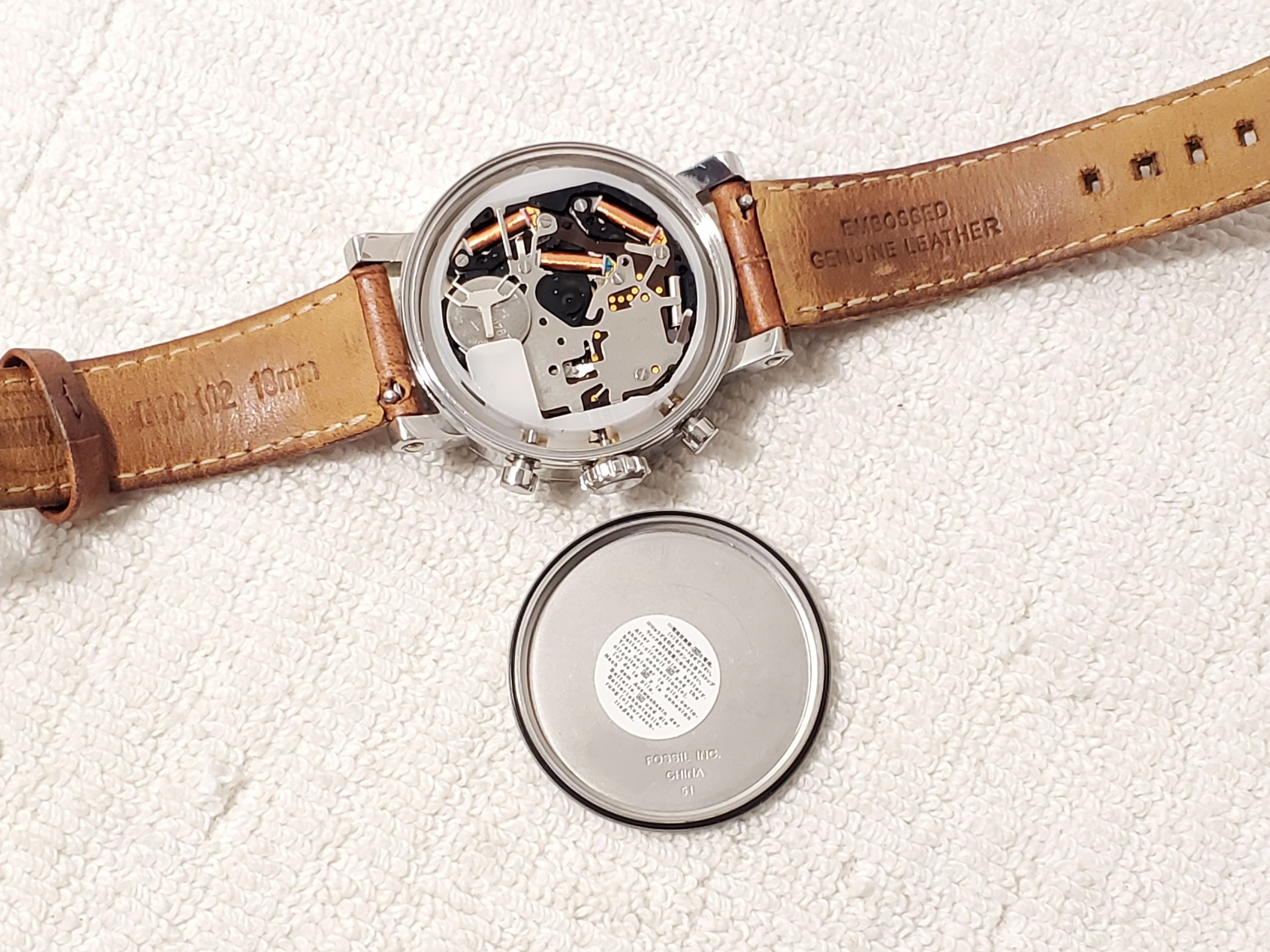 Fossil Vintage Fossil Women's Date Watch Brown Leather Band Size ONE SIZE - 9 Thumbnail