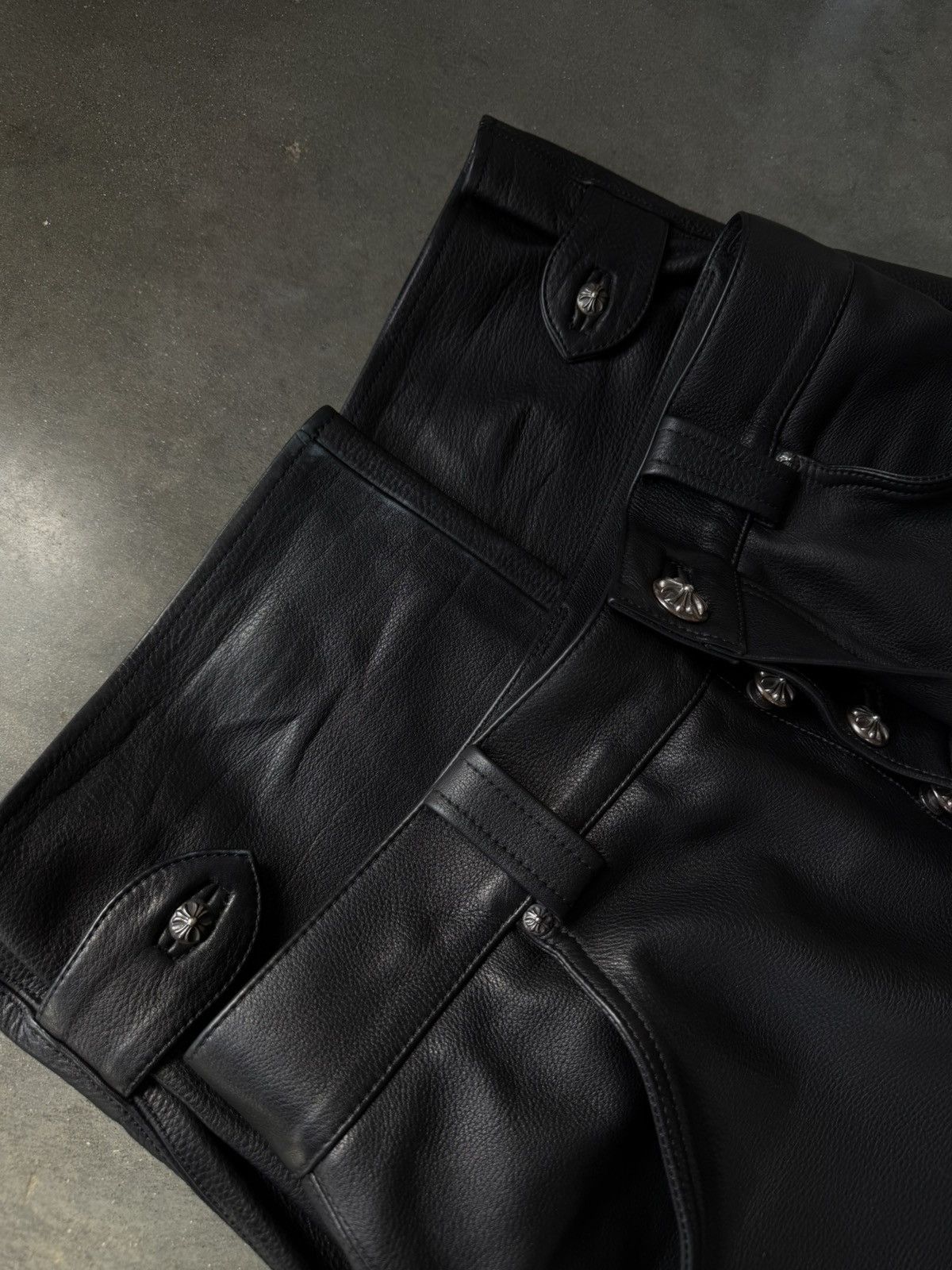 Chrome Hearts Chrome Hearts Articulated Leather Cargo Pant Baggy Devil Dog Size US 31 - 15 Thumbnail