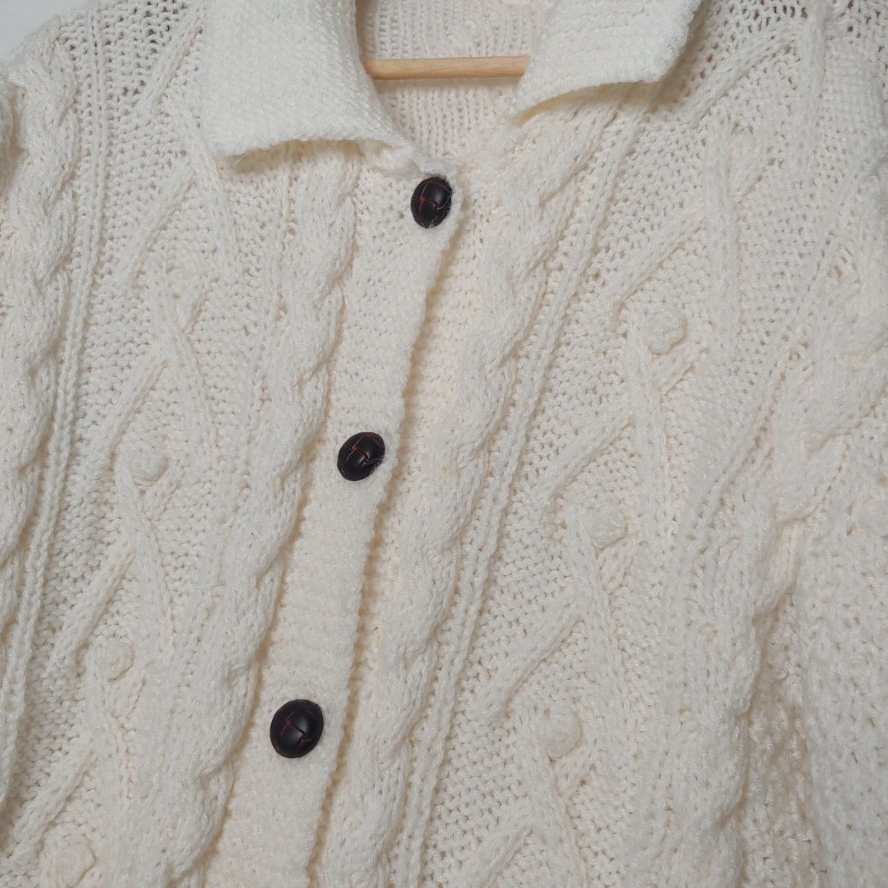 Vintage VINTAGE Handmade Women's Fisherman Cardigan Sweater Large Aran Cable Knit Ivory Fall Winter Size S / US 4 / IT 40 - 2 Thumbnail