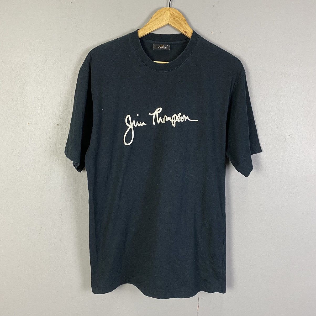 Jim Thompson × Vintage VINTAGE JIM THOMPSON SPELLOUT TSHIRT Size US M / EU 48-50 / 2 - 1 Thumbnail
