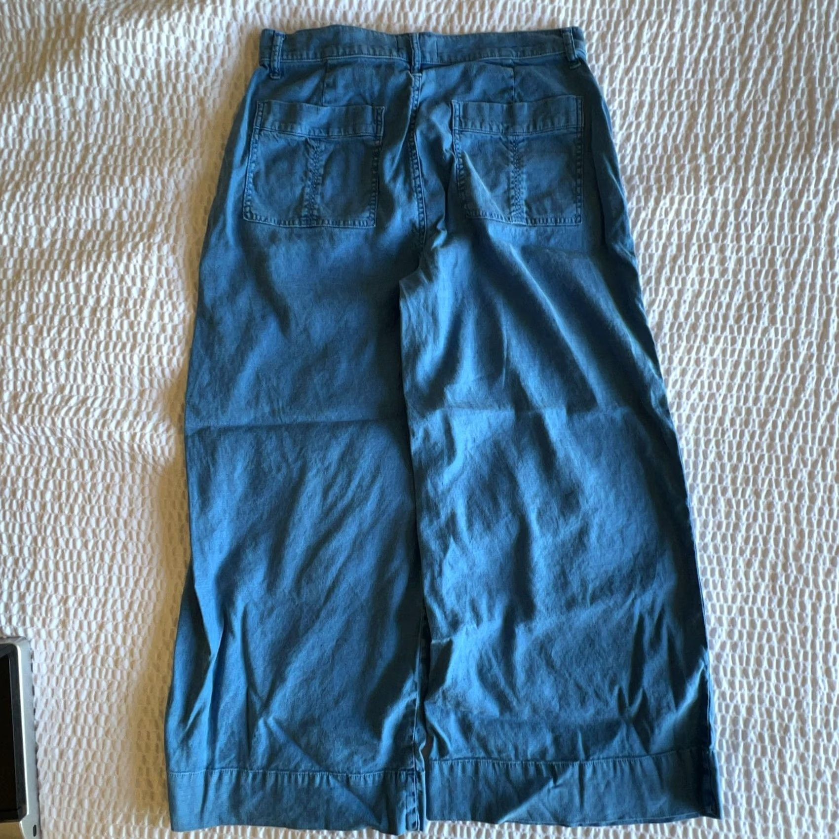 Denime Evereve Pants Womens 30 Blue Cropped Denim Relaxed Pockets Button Flat Front Size 30" / US 8 / IT 44 - 8 Thumbnail