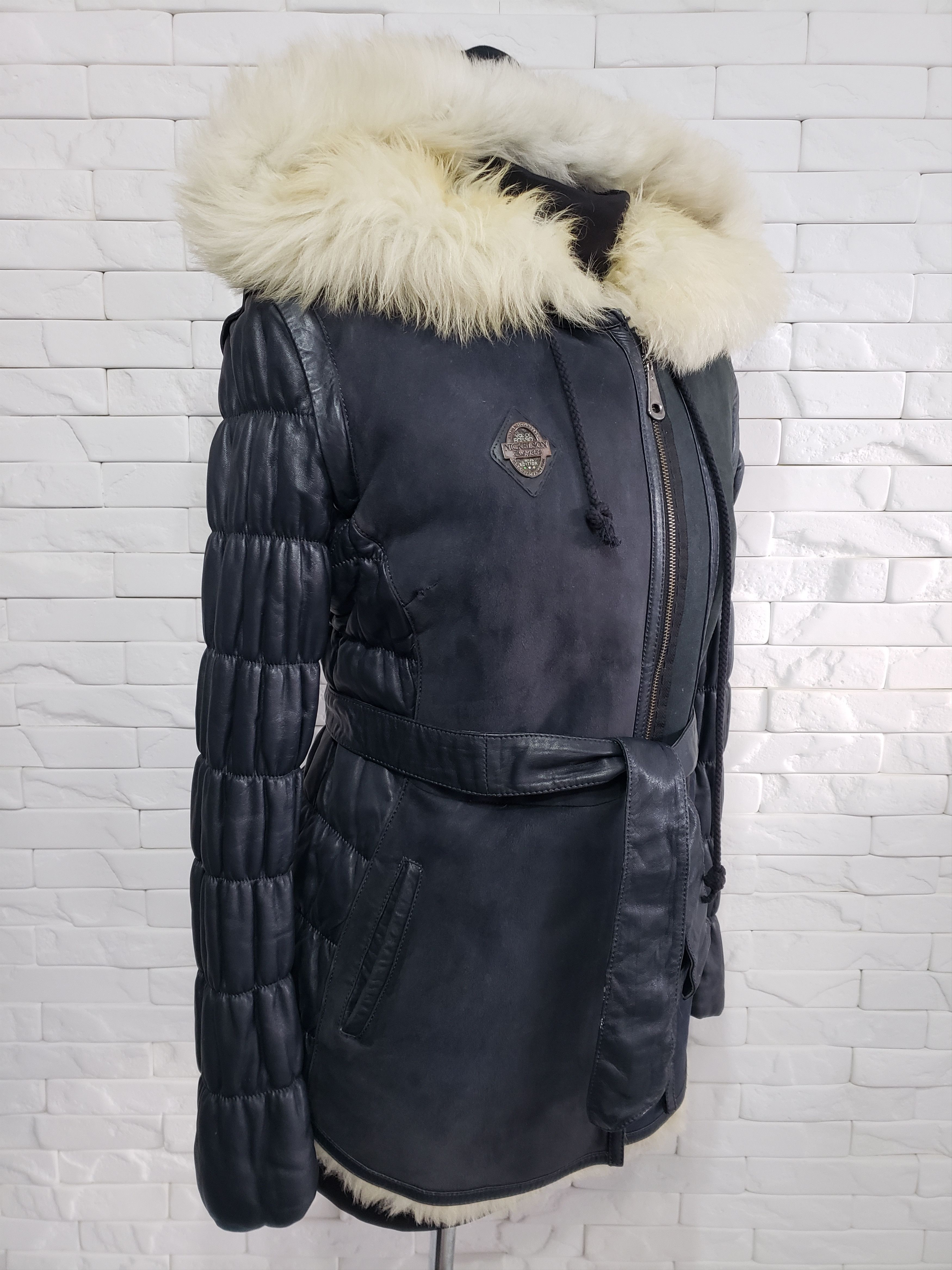 Uniqlo Stylish black women's jacket with a hood. Size M / US 6-8 / IT 42-44 - 3 Thumbnail