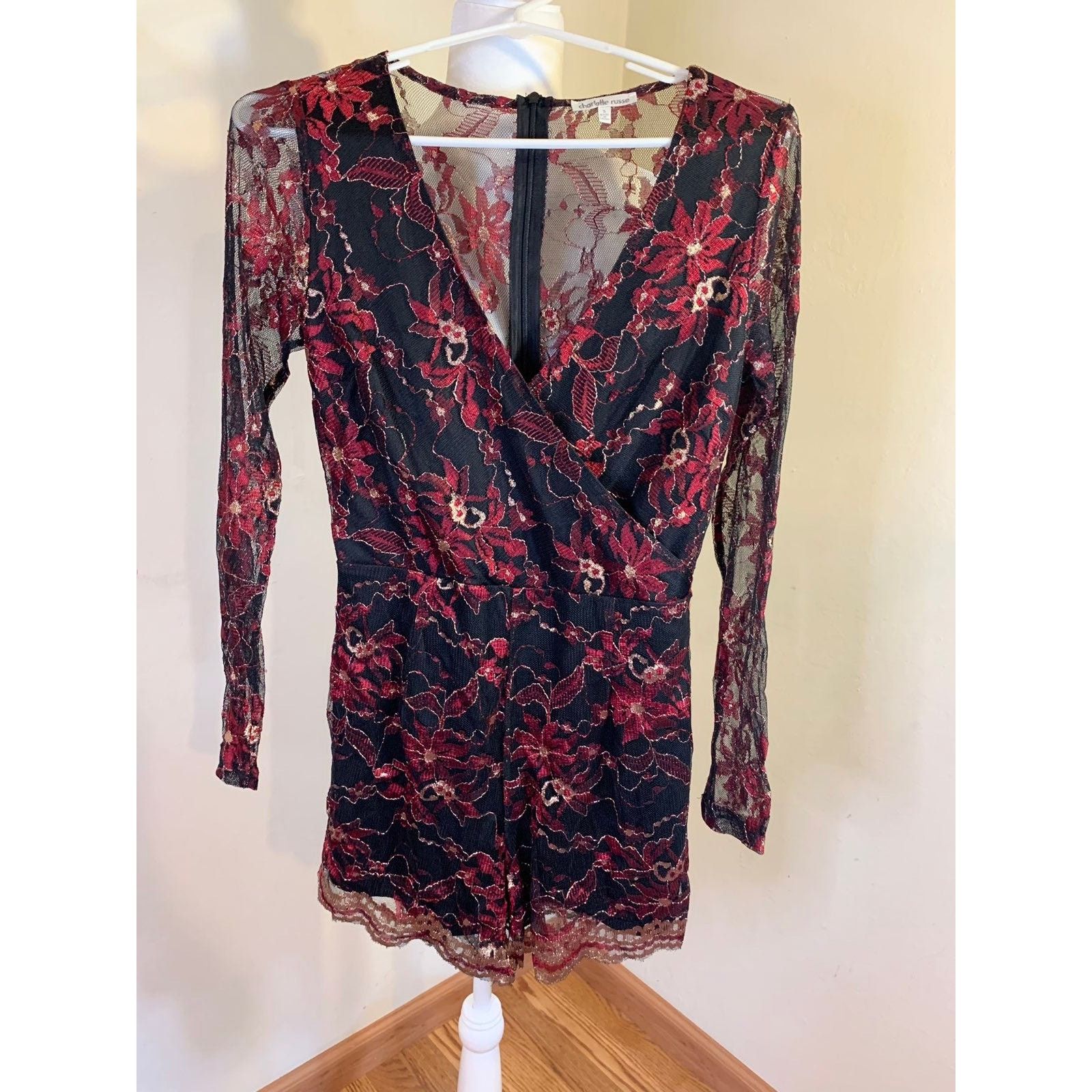 red lace dress charlotte russe BNWOT! Charlotte Rousse Medium Lace Dress