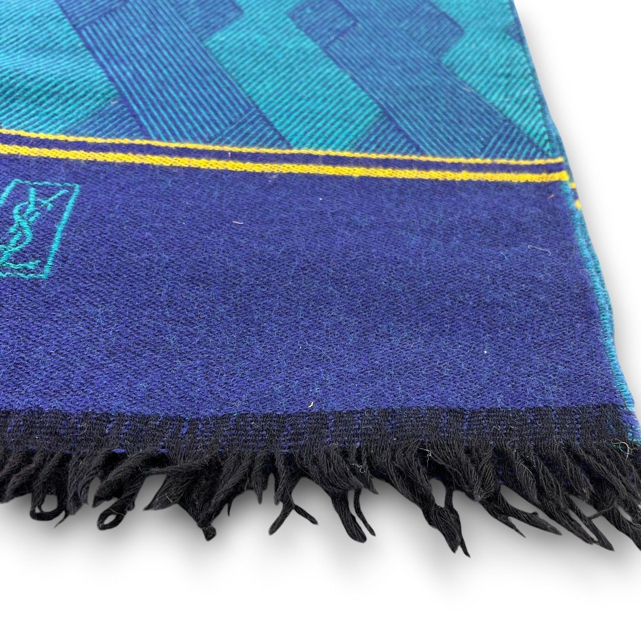 Vintage Yves Saint Laurent Scarf / Muffler / Neckwear T727 Size ONE SIZE - 9 Thumbnail