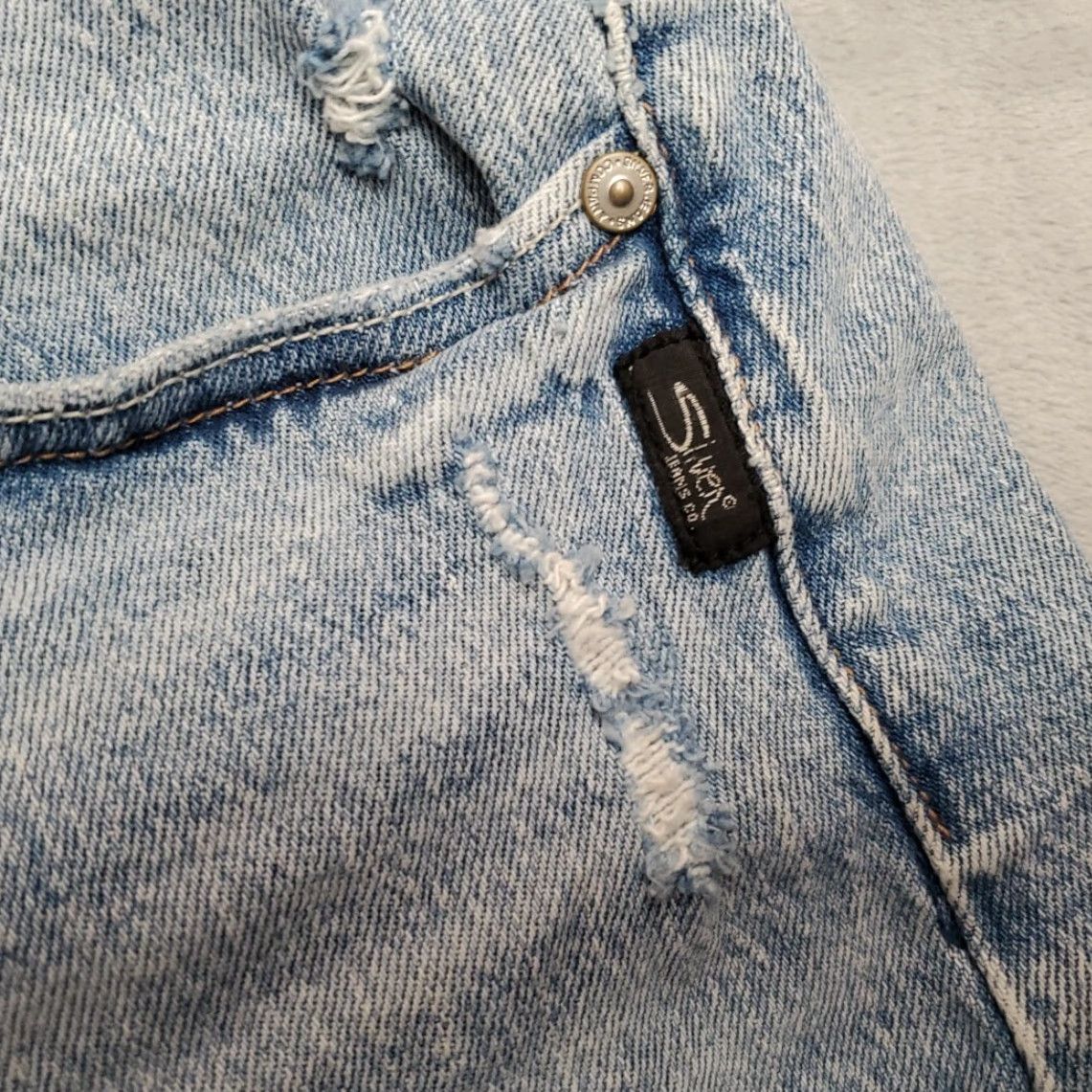 Silver Jeans Co. VINTAGE Silver Jeans Highly Desireable Shorts Women 30 Faded Blue Denim Cotton Blend Y2K Size 30" / US 8 / IT 44 - 2 Thumbnail