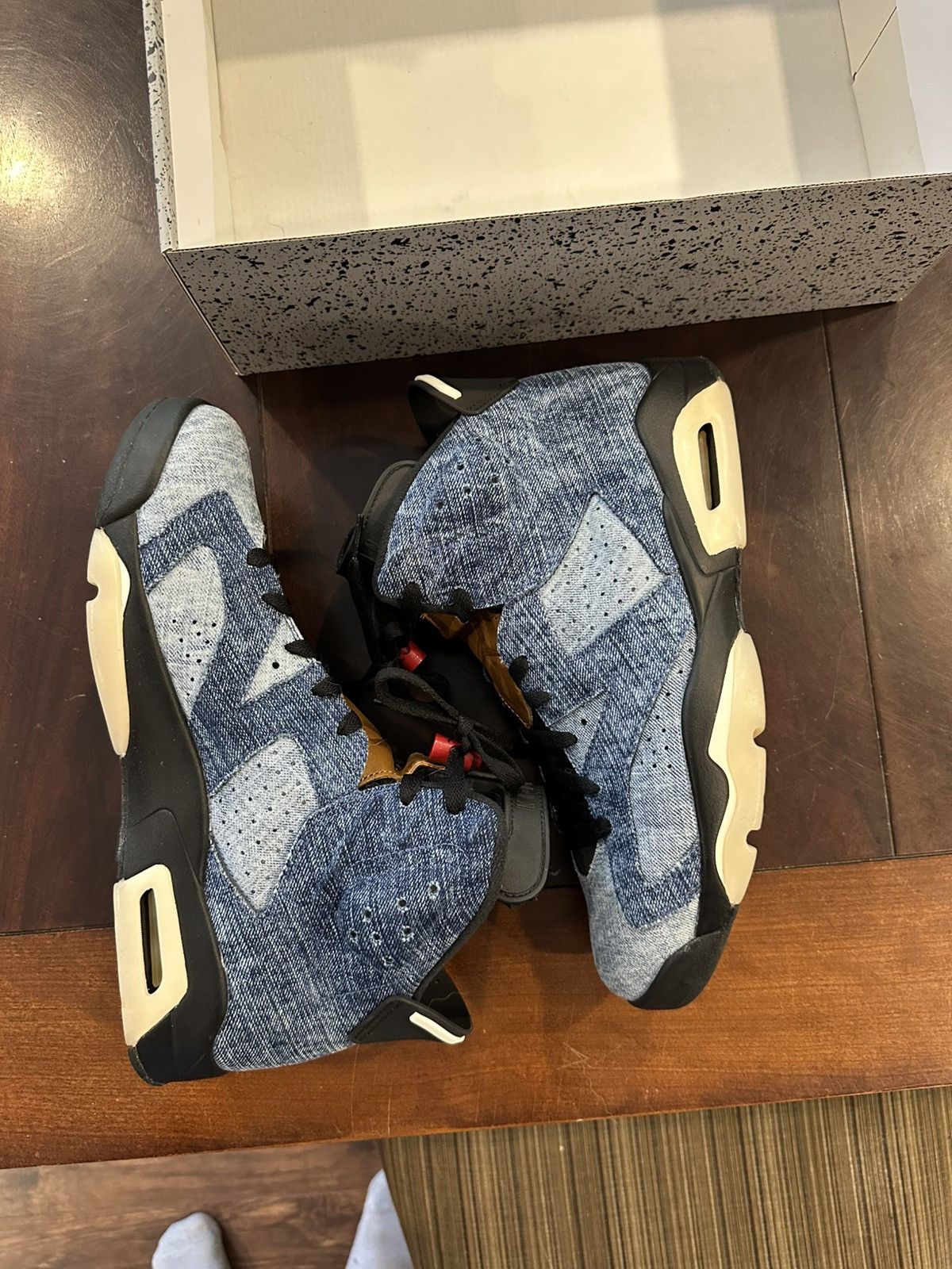 Jordan Brand Jordan 6 washed denim size 11 Levi’s Size US 11 / EU 44 - 3 Thumbnail