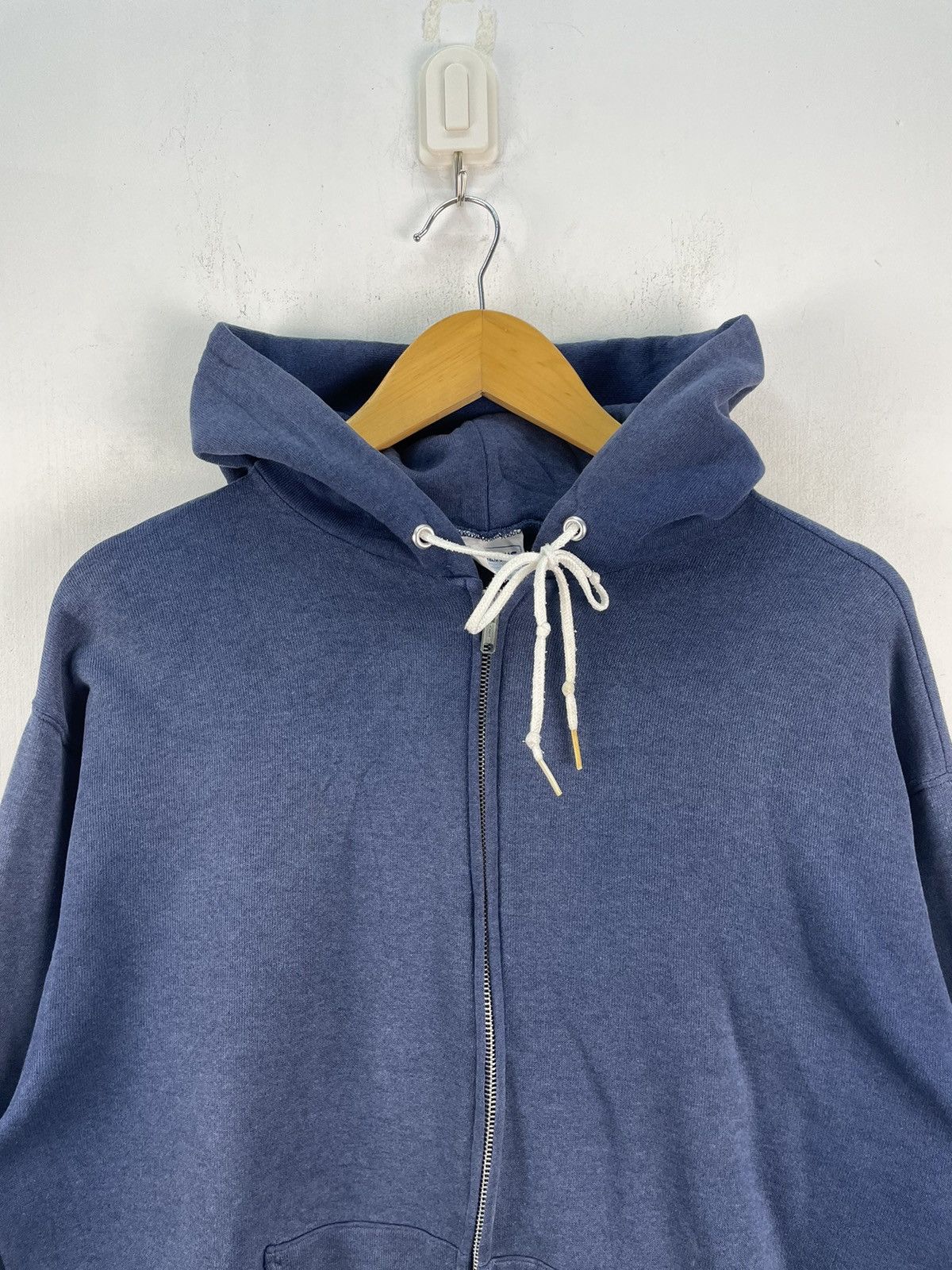 Hanes Vintage 80s Hanes Hoodie Sweatshirt Plain Faded Blue Size L Size US L / EU 52-54 / 3 - 2 Thumbnail