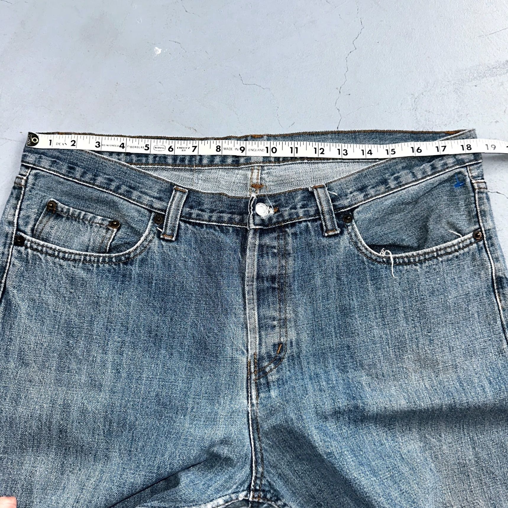 Levi's Levi's 501 Jeans Vintage 90s Straight Men Blue Denim 38x29 Regular Mid Rise Button Closure MENS Size US 38 / EU 54 - 7 Thumbnail