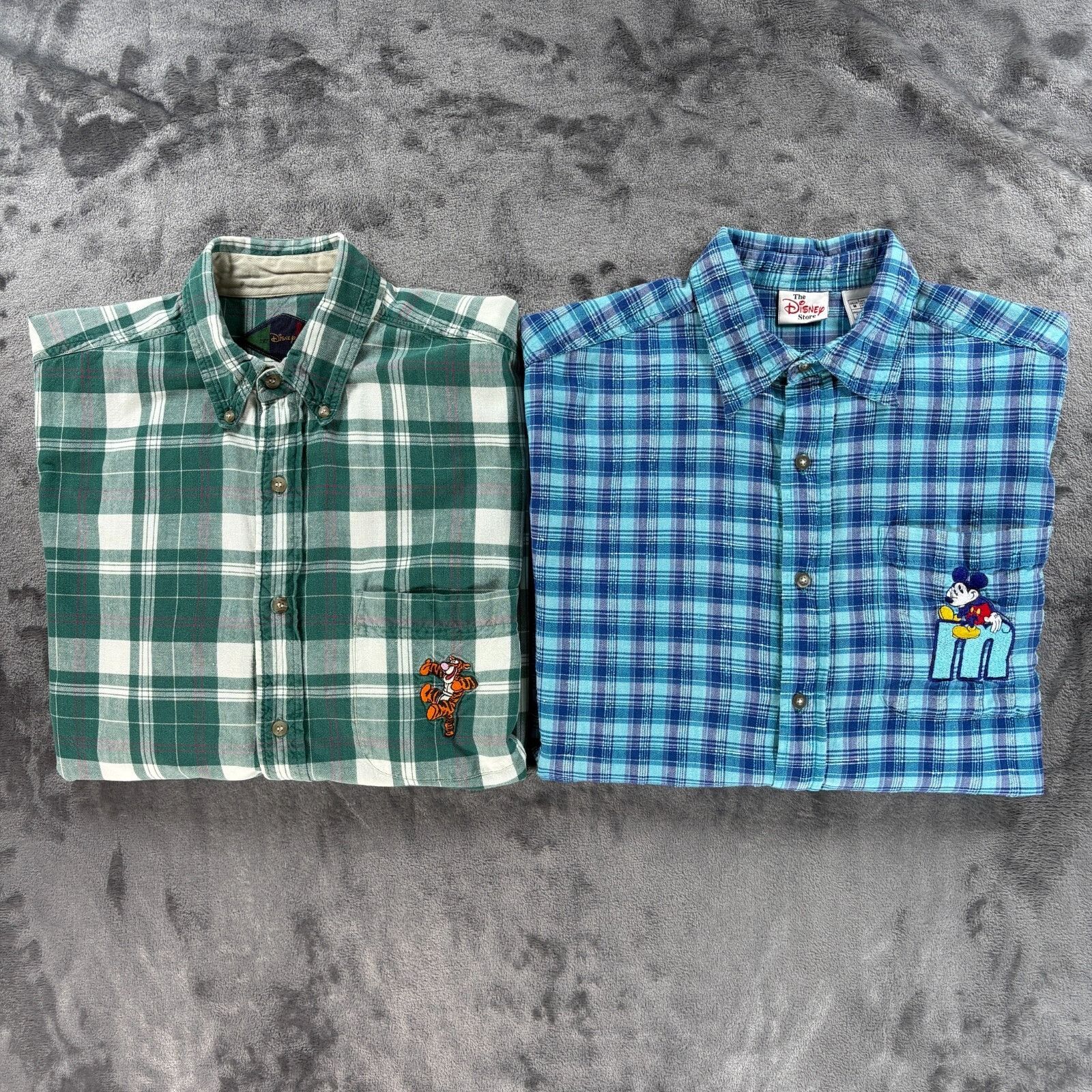 Disney Lot of 2 Disney Store Shirts Men M Vintage 80s Tigger Mickey Size US M / EU 48-50 / 2 - 1 Thumbnail