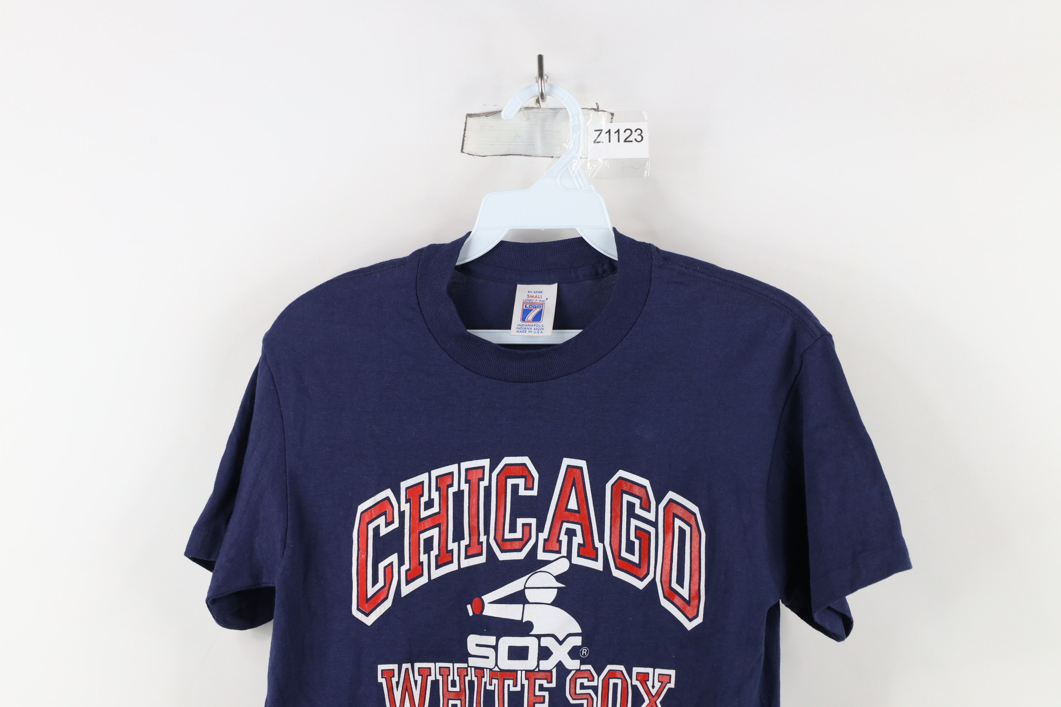 Vintage Vintage 80s Out Chicago White Sox Baseball T-Shirt Blue USA Size US S / EU 44-46 / 1 - 2 Thumbnail