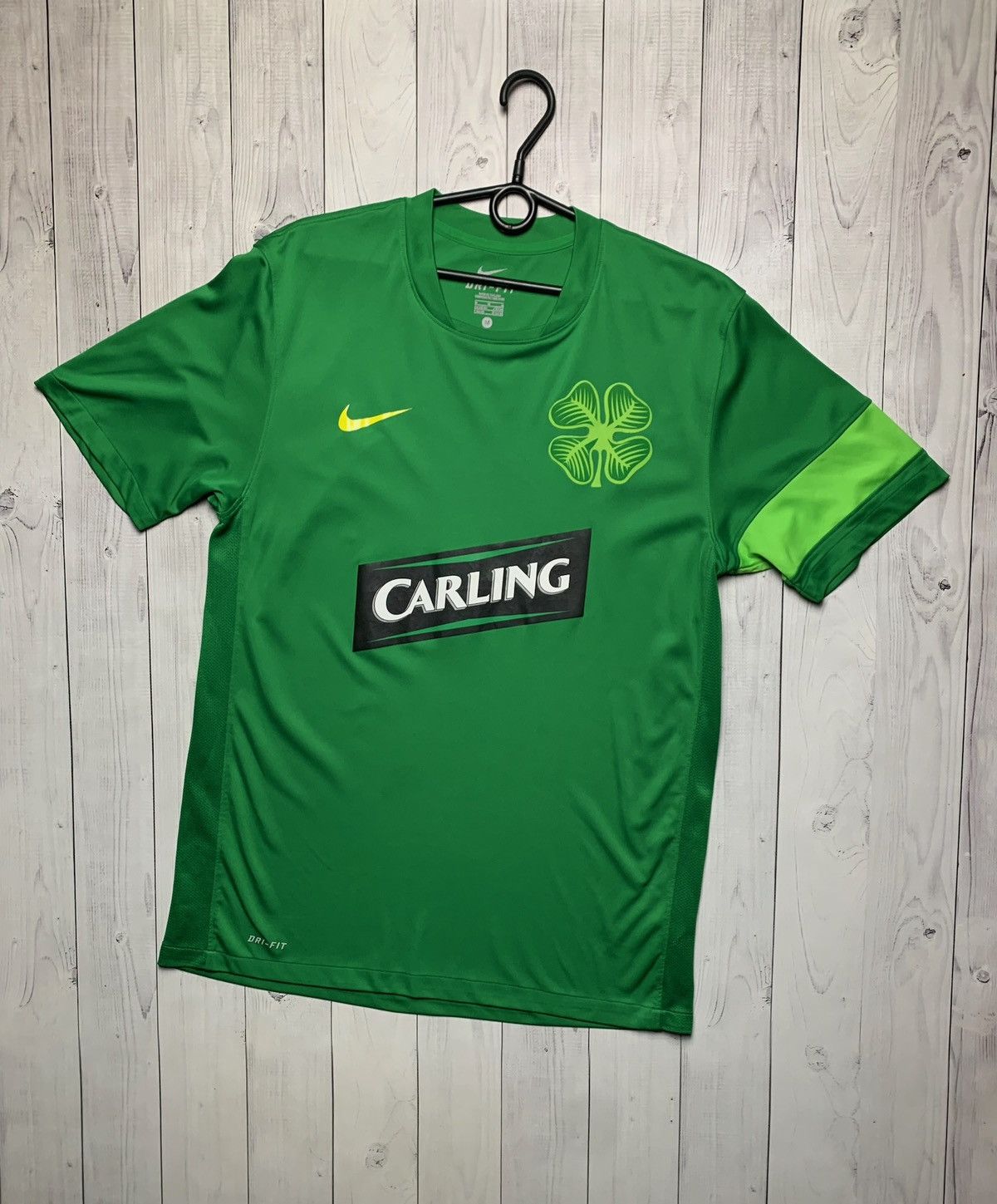 Nike × Vintage Vintage Nike Celtic soccer jersey size M green logo Size US M / EU 48-50 / 2 - 1 Thumbnail