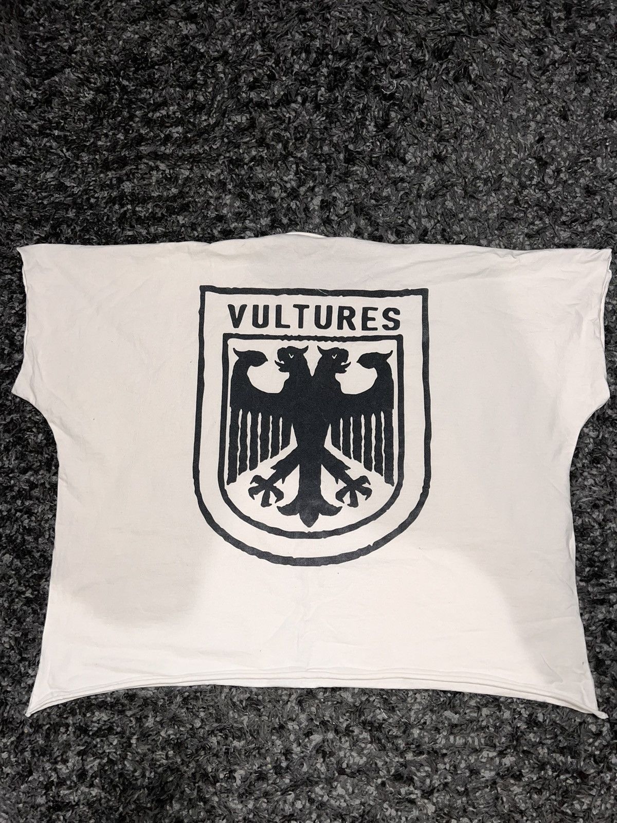 Kanye West Kanye West Vultures White Tee Sz 3 Size US L / EU 52-54 / 3 - 1 Thumbnail