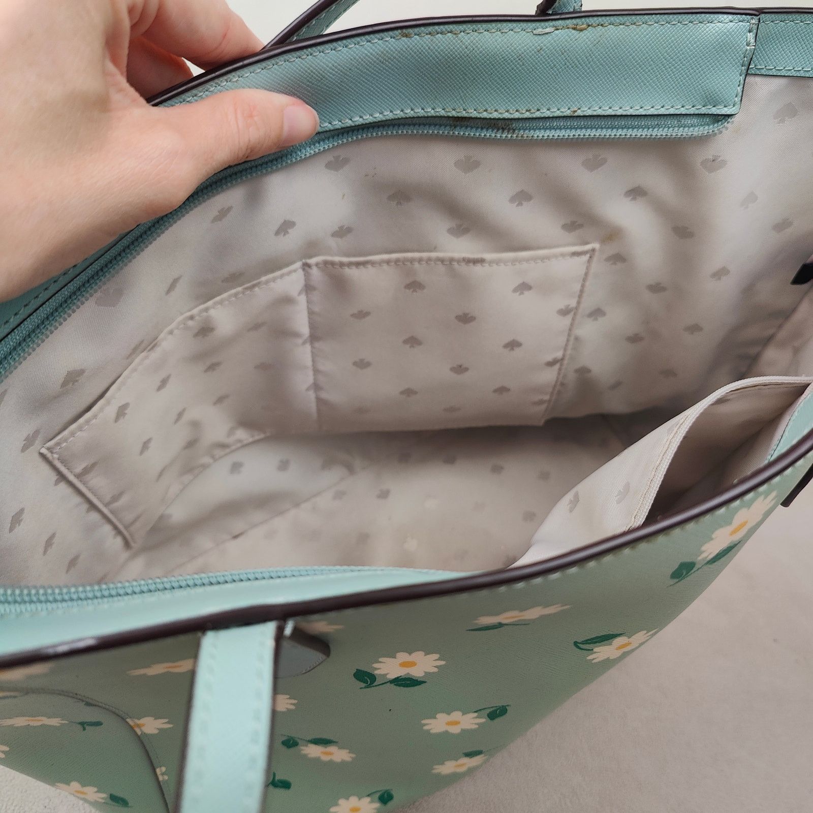 Kate Spade Kate Spade Dana Tote Bag Mint Green Daisy Floral Print Size ONE SIZE - 13 Thumbnail