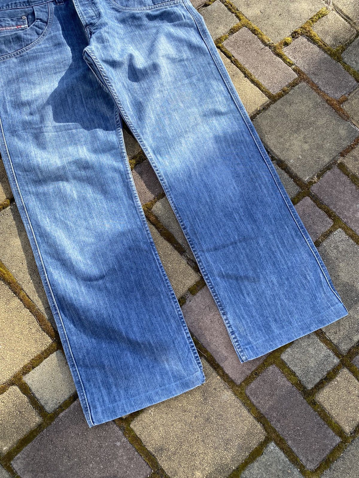 Diesel Vintage Diesel Washed Japanece Wide Flared Jeans Y2k Size L Size US 36 / EU 52 - 7 Thumbnail