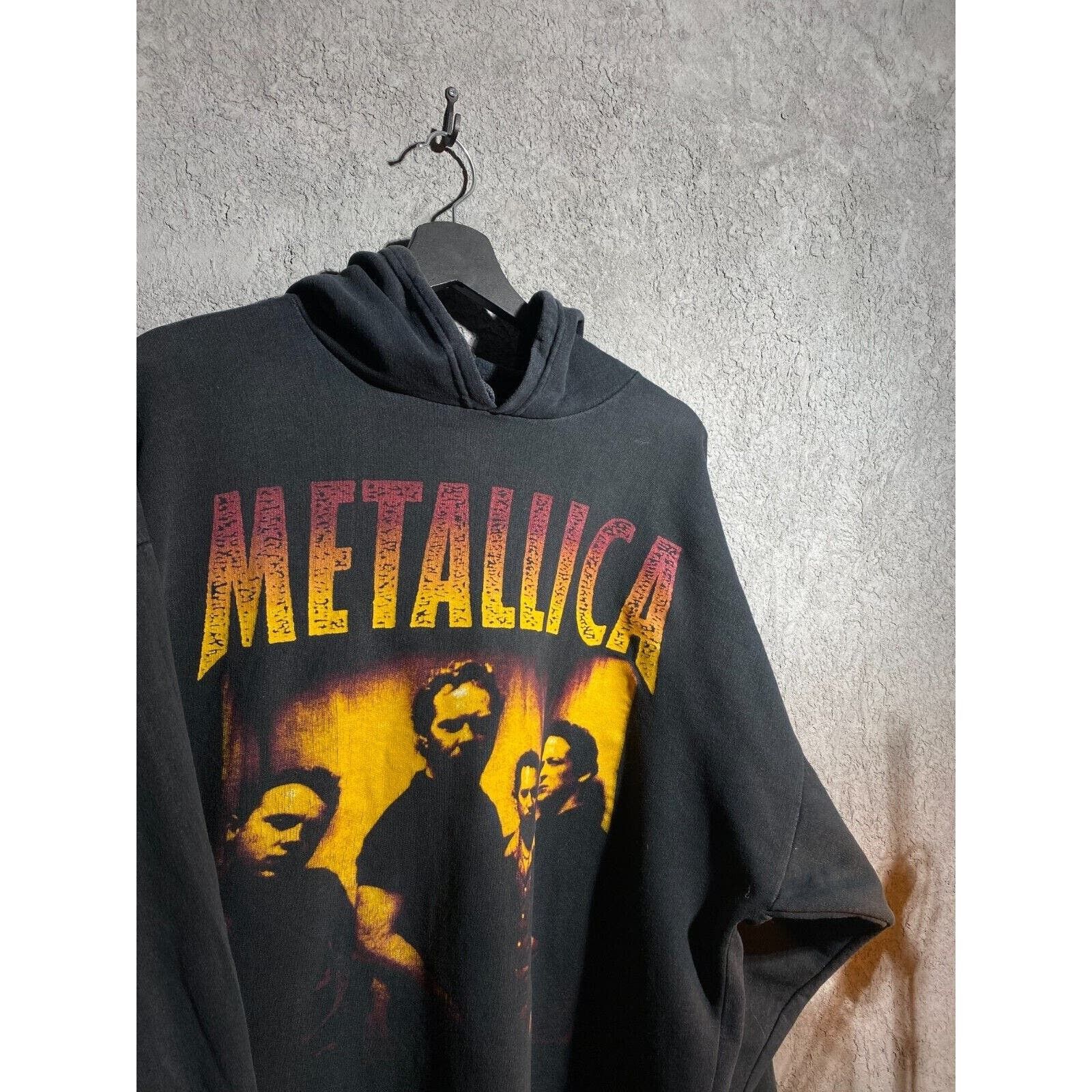 Metallica VINTAGE METALLICA 1999 SPIRNG SUMMER HOODIE EUROPE TOUR L Size US L / EU 52-54 / 3 - 4 Thumbnail