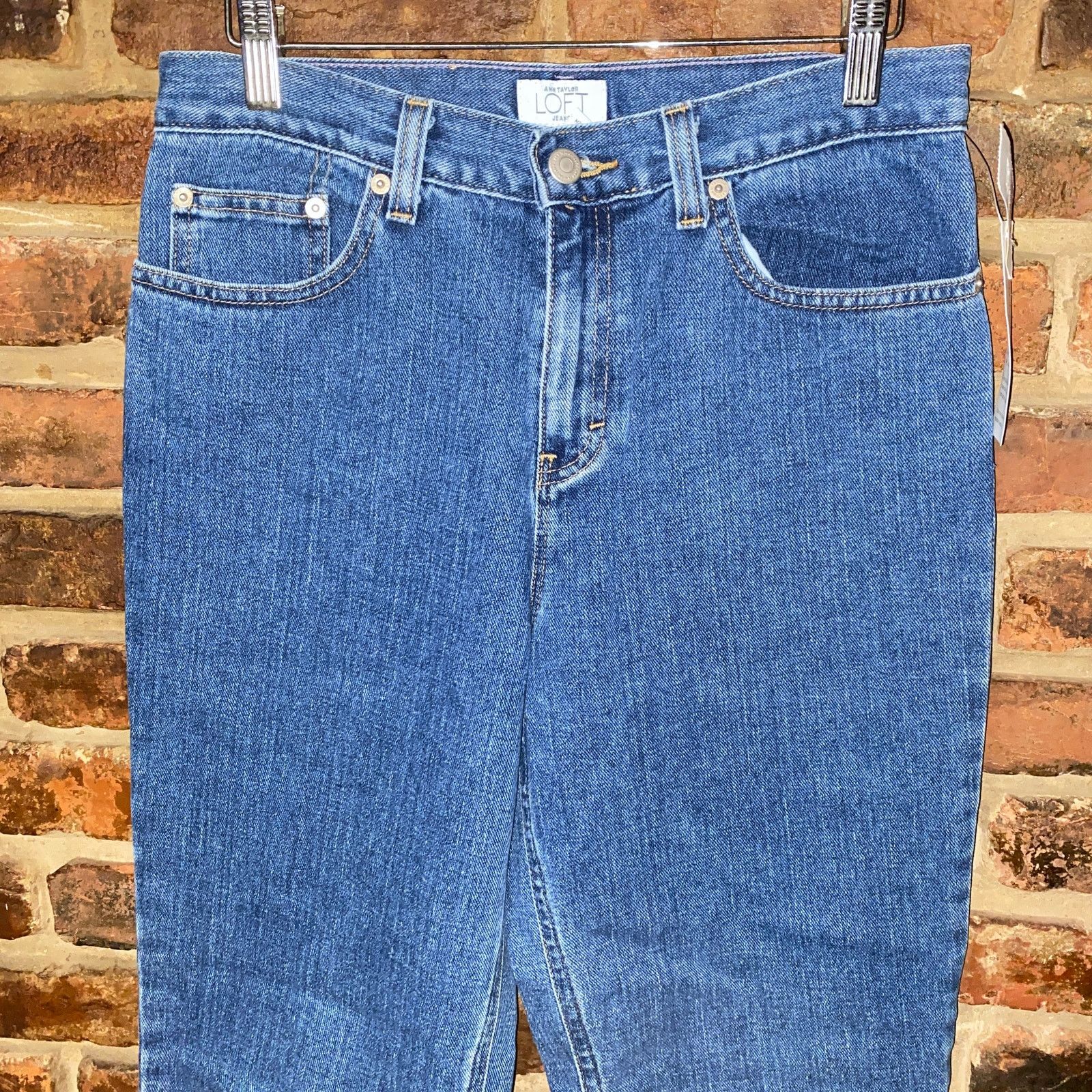Loft NWT Ann Taylor LOFT Medium Wash Blue Denim Straight Jeans 4 Size 27" / US 4 / IT 40 - 2 Thumbnail