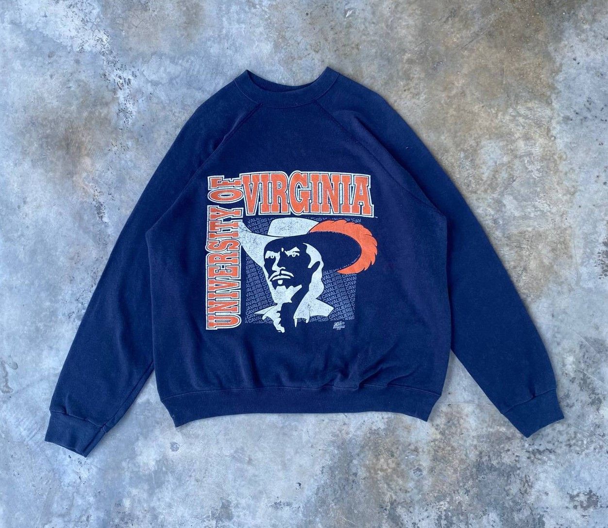 Vintage VINTAGE 80S VIRGINA UNIVERSITY CREWNECK FADED BLUE Size US XL / EU 56 / 4 - 3 Thumbnail