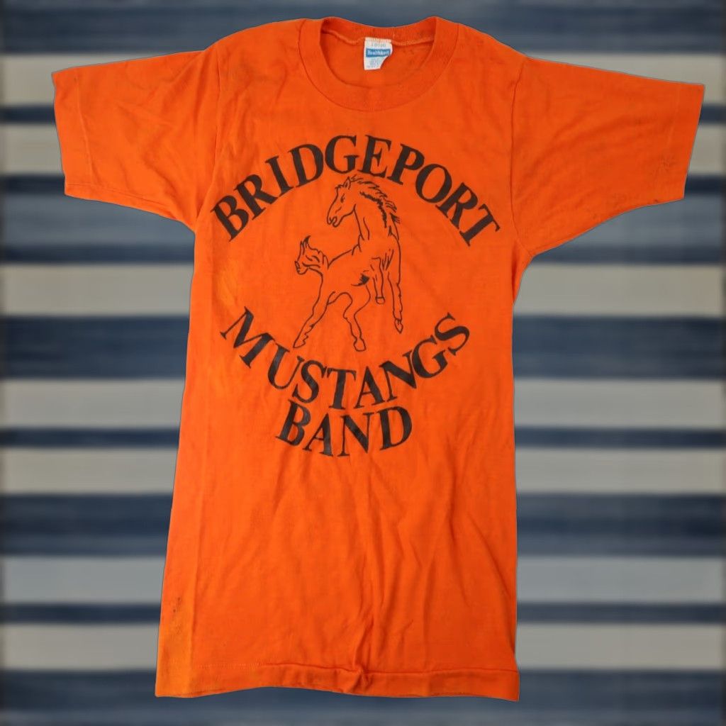 Vintage VINTAGE Bridgeport Mustangs Band Graphic Shirt Size US S / EU 44-46 / 1 - 1 Thumbnail
