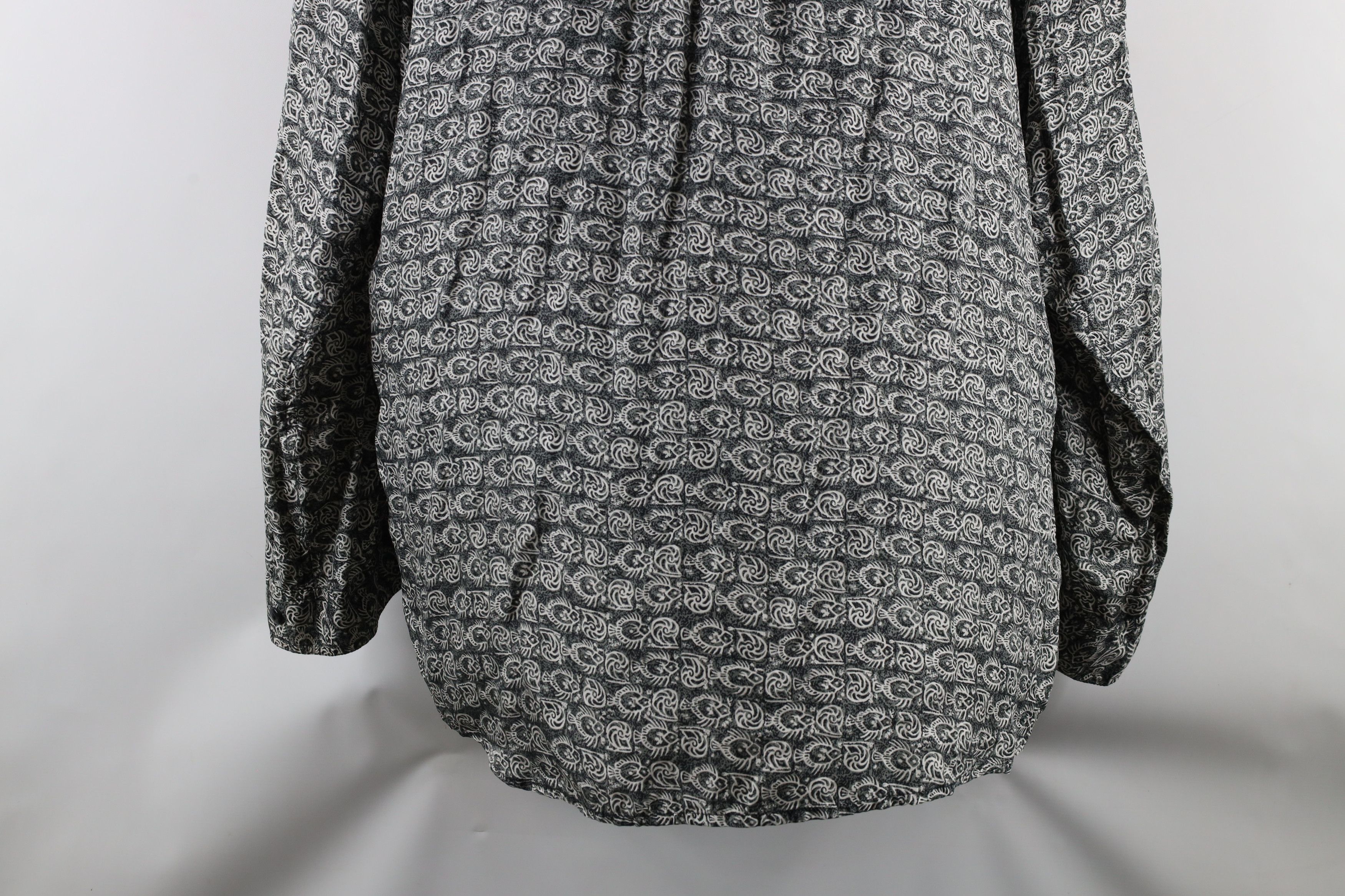 Vintage Vintage 90s Streetwear Fish All Over Print Silk Button Shirt Size US XL / EU 56 / 4 - 8 Thumbnail