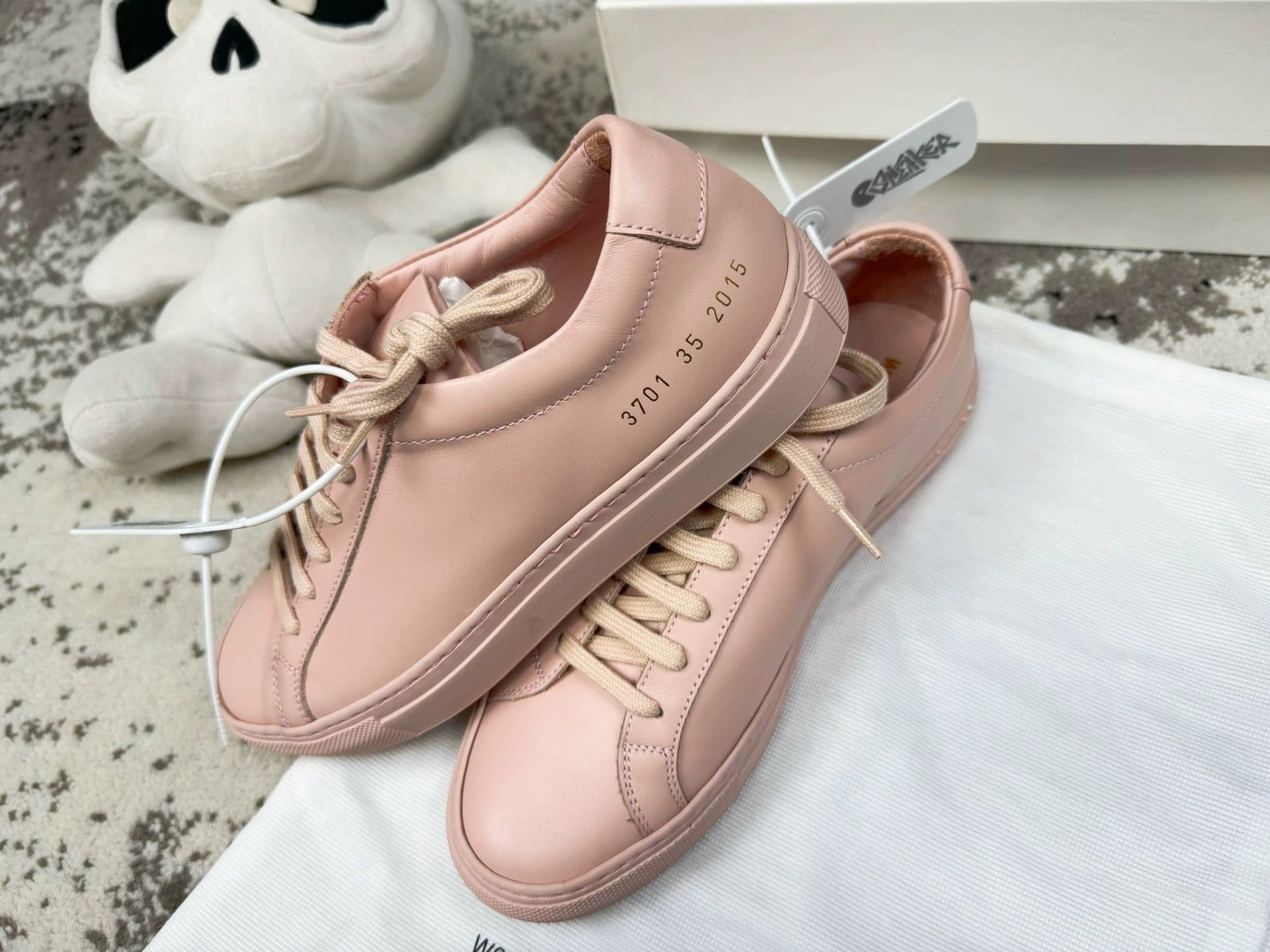 Common Projects Common Projects Pastel Pink Sneakers 35 New Size US 4.5 / IT 34.5 - 3 Thumbnail