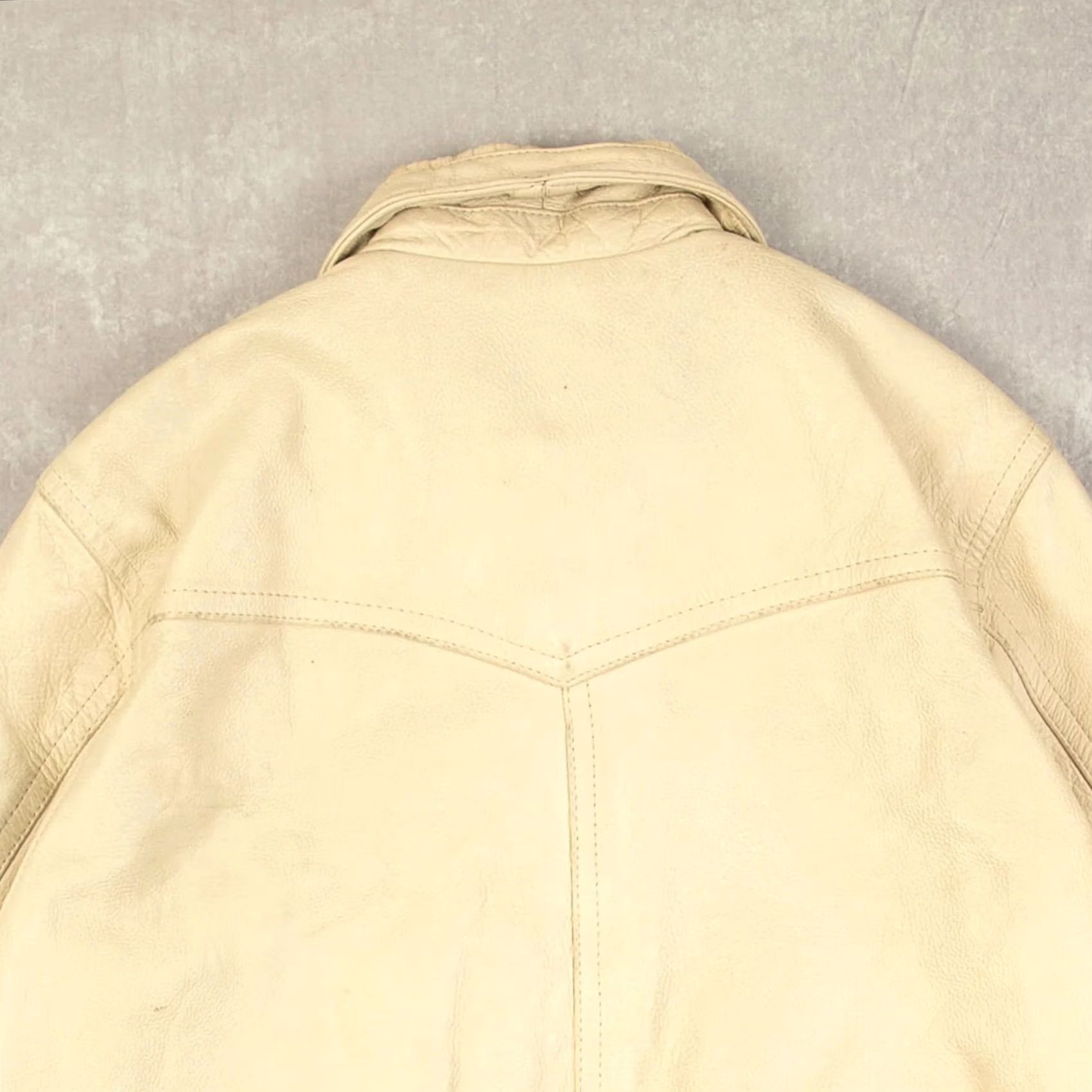 Vintage VINTAGE Leather Bomber Jacket XL Men's Cream Americana Jacket Size US XL / EU 56 / 4 - 4 Thumbnail