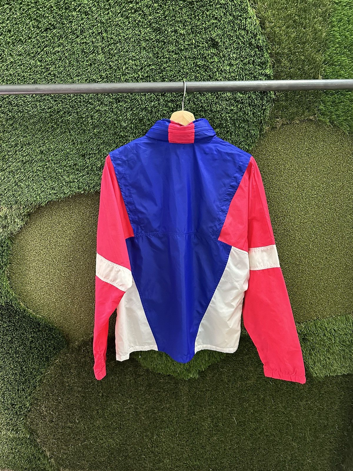 Nike × Vintage Vintage Nike Logo Zip-up Light Jacket Medium Size US M / EU 48-50 / 2 - 2 Thumbnail
