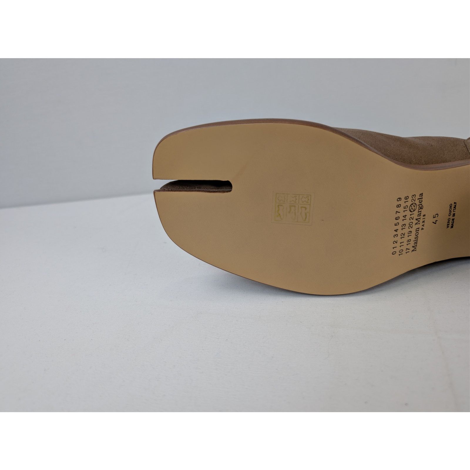 Maison Margiela o1rshd1 Tabi High Boots in Brown Size US 12 / EU 45 - 12 Thumbnail