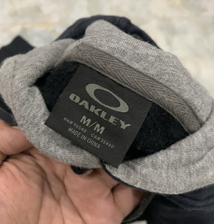 Oakley × Vintage Vintage Oakley Big Logo Hoodie Size US M / EU 48-50 / 2 - 2 Thumbnail
