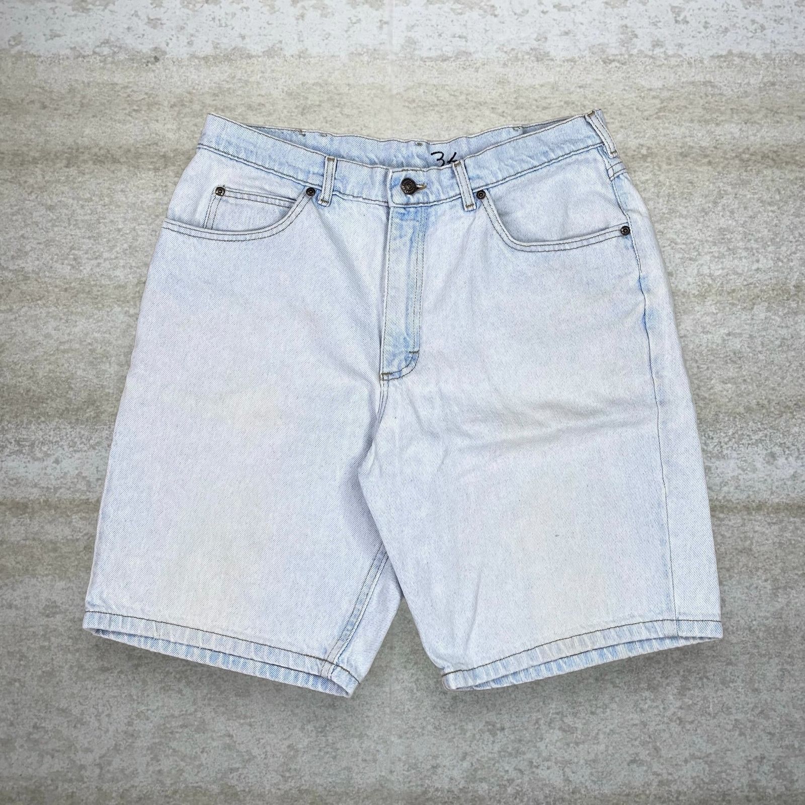Lee Vintage 90s Lee Jean Shorts 34x11 Relaxed Fit Light Wash Size US 34 / EU 50 - 2 Thumbnail