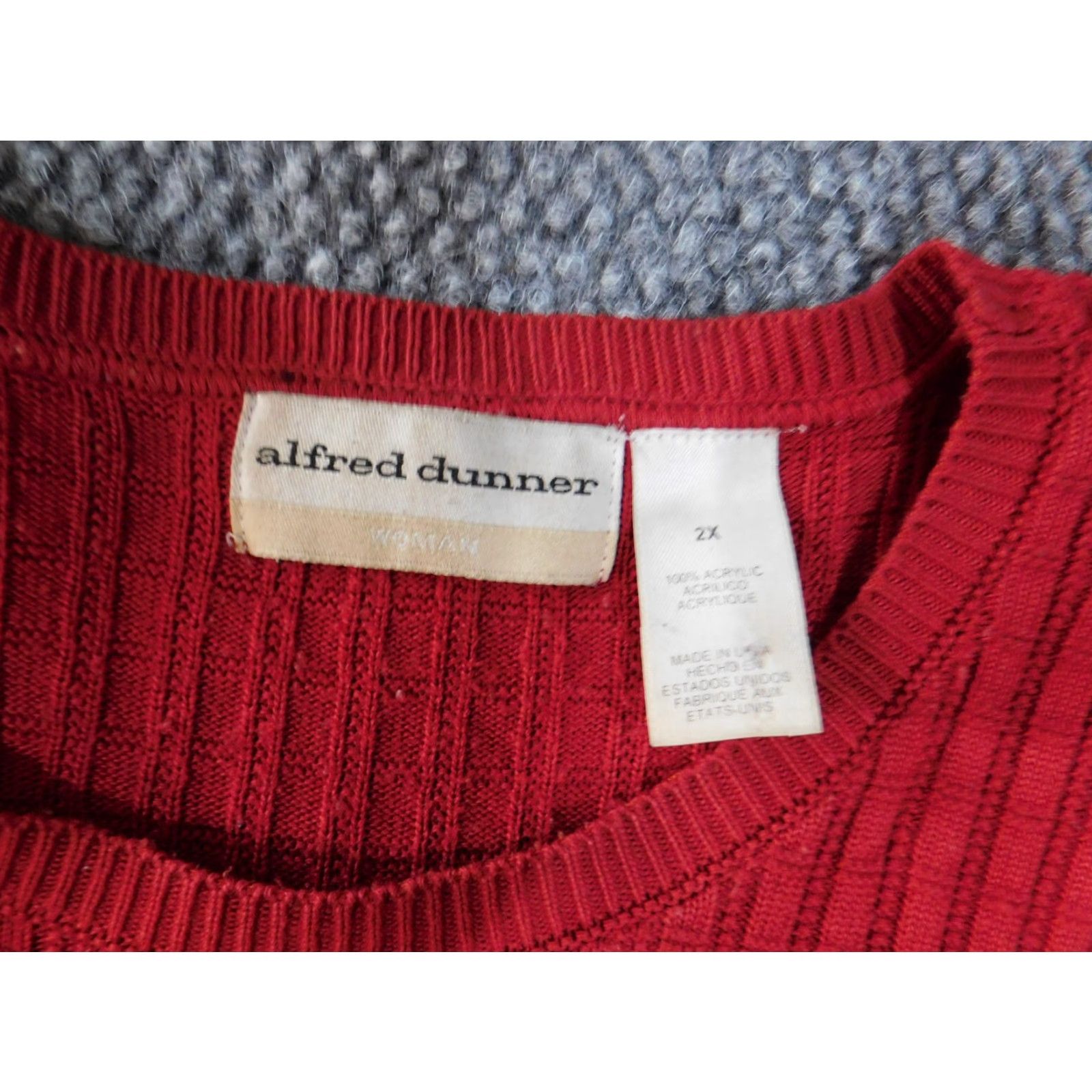 Vintage Alfred Dunner Sweater 2X Red Pullover Casual Short Sleeve Crew Neck Cap Sleeve Acrylic Knit with Shoulder Pads Women Size XXL / US 16-18 / IT 52-54 - 5 Thumbnail