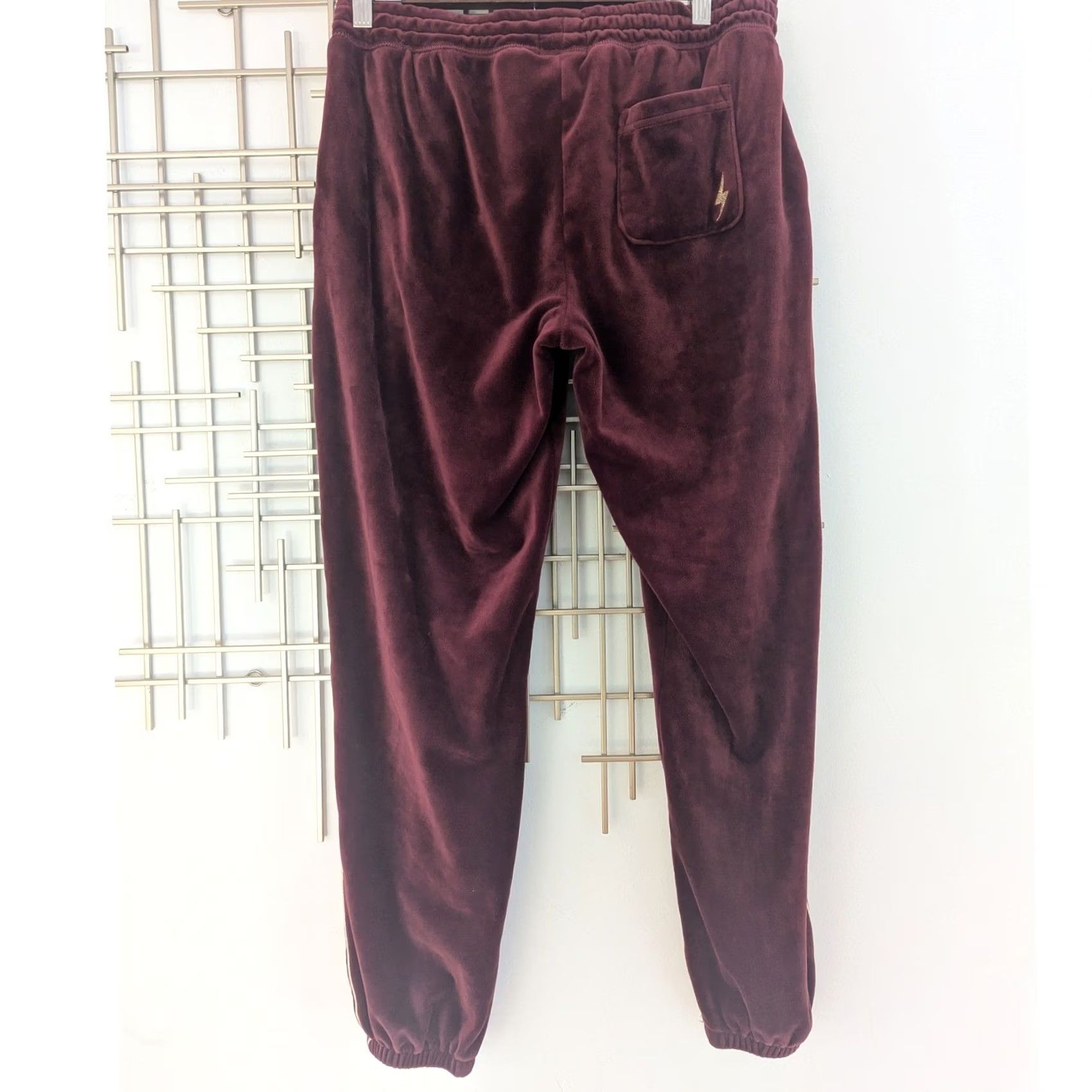 Vintage VINTAGE PJ Salvage Burgundy Velour Jogger Sweatpants Gold Trim Womens S Butter Soft Size 28" / US 6 / IT 42 - 2 Thumbnail