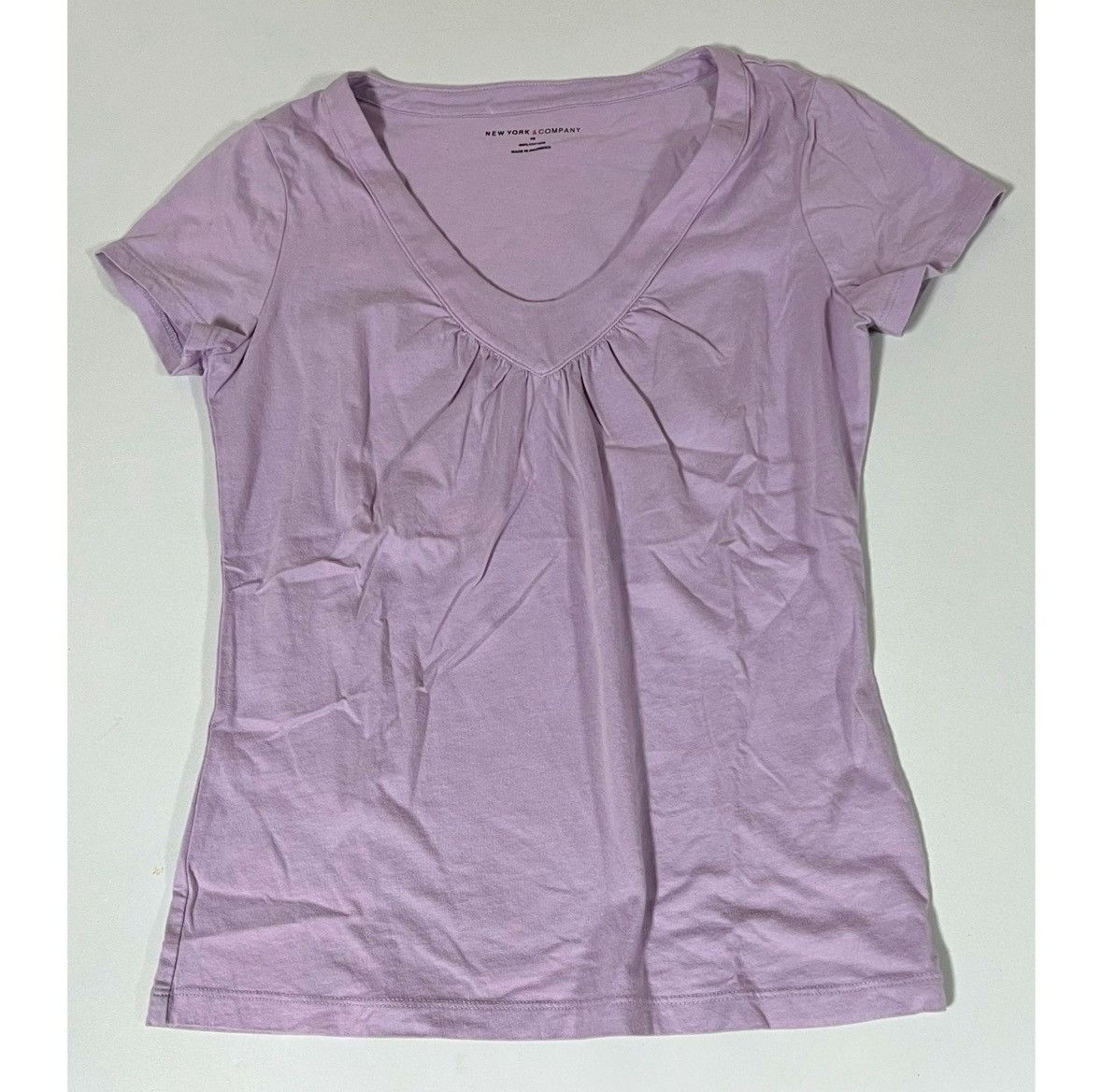 Jones New York Purple Lavender Ruched V-Neck Shirt Top Blouse Tee Size XS🪻✨ Size XS / US 0-2 / IT 36-38 - 1 Thumbnail