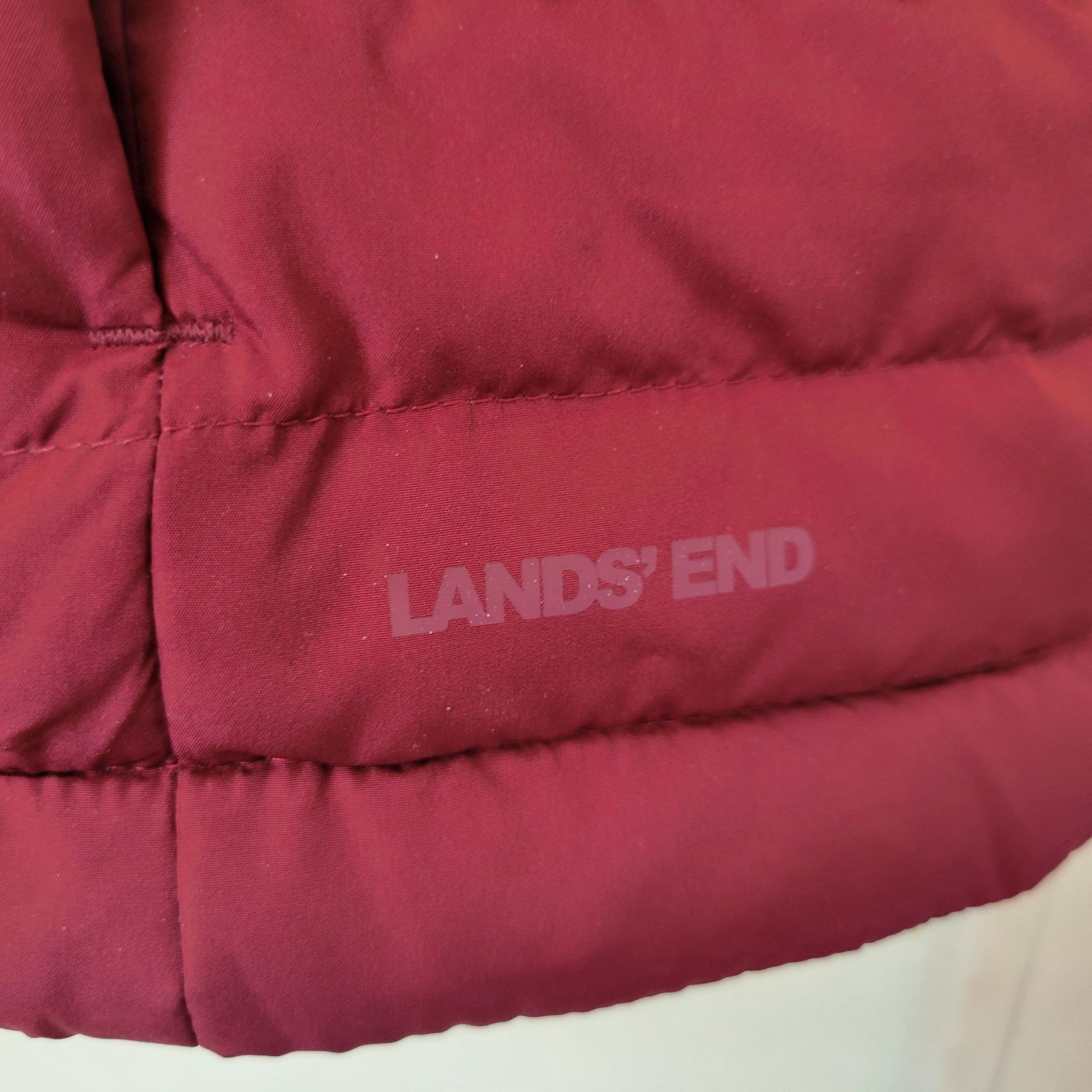 Lands' End Lands End Rich Burgundy Quilted Puffer Vest M 10-12 600 Fill Size M / US 6-8 / IT 42-44 - 6 Thumbnail