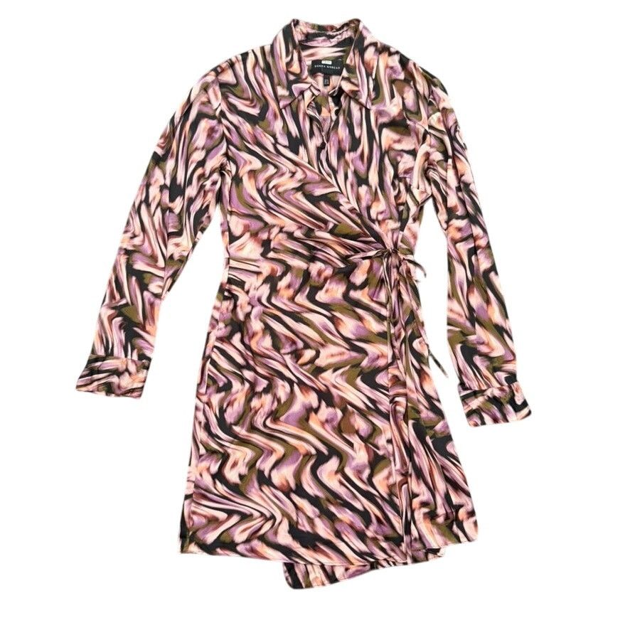 Donna Morgan Donna Morgan Wrap Dress in Pink Multi, Size US 8 Size M / US 6-8 / IT 42-44 - 4 Thumbnail