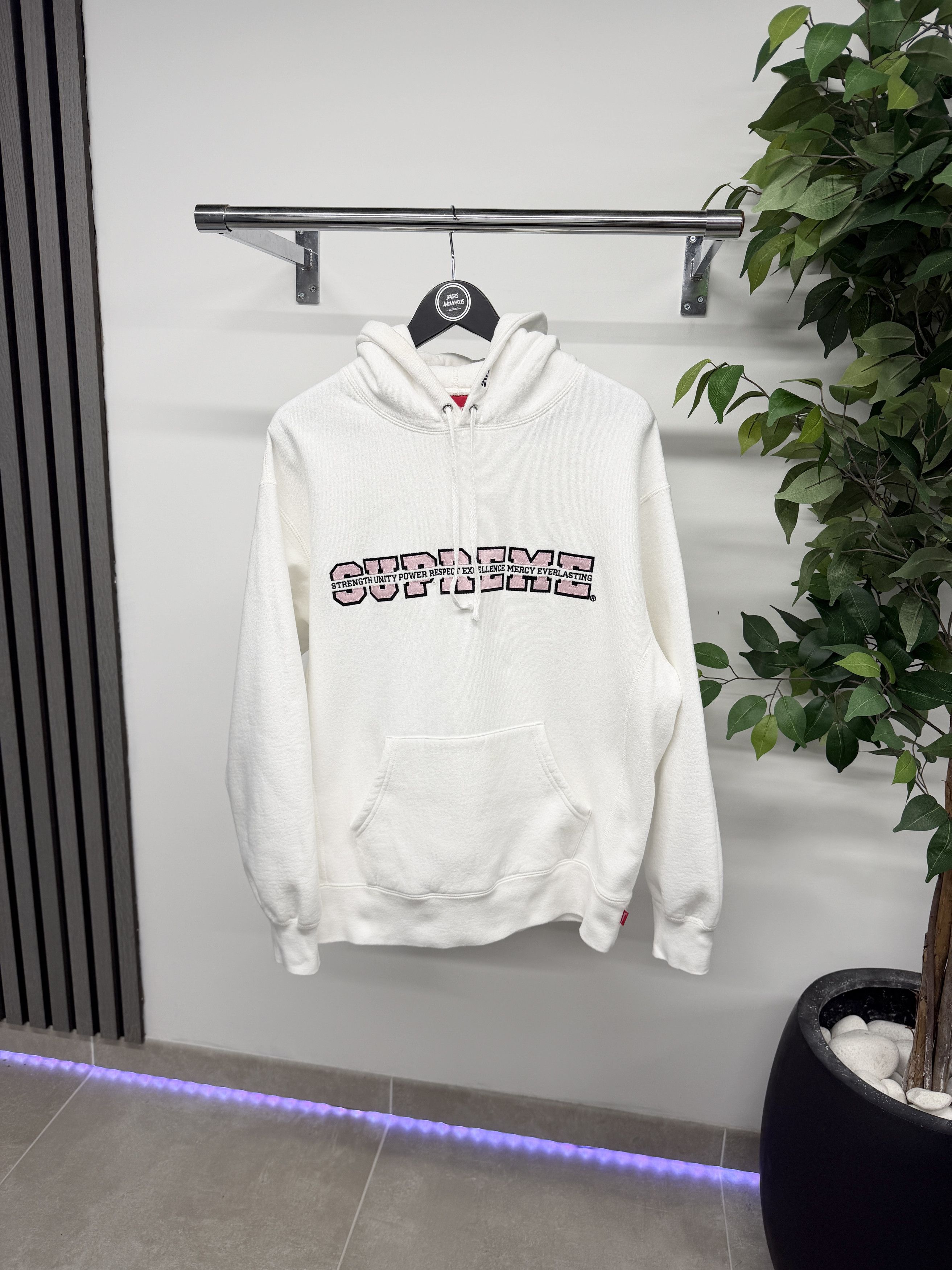 Supreme Supreme Collegiate Acronym Hoodie In White RRP £300 Size US M / EU 48-50 / 2 - 1 Thumbnail