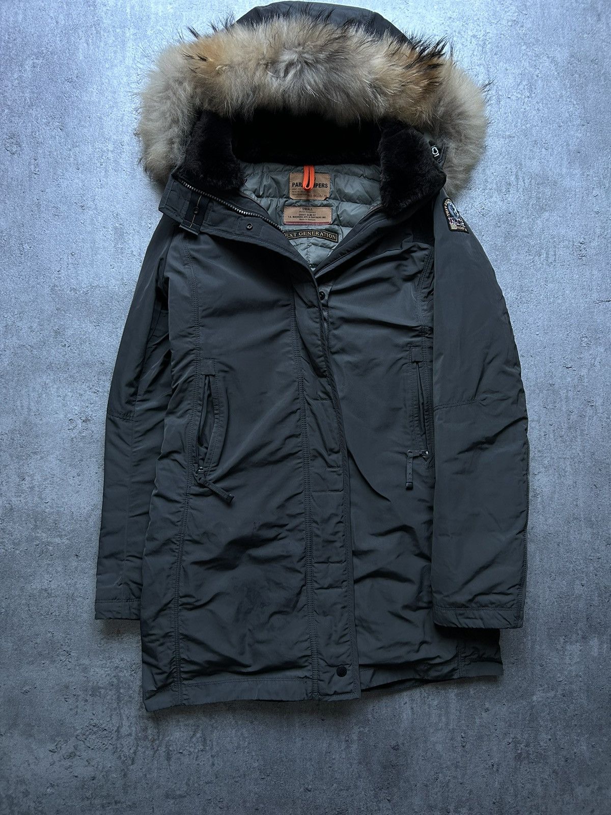 image of Parajumpers Parka Puffer Jacket in Grey, Men's (Size Small)