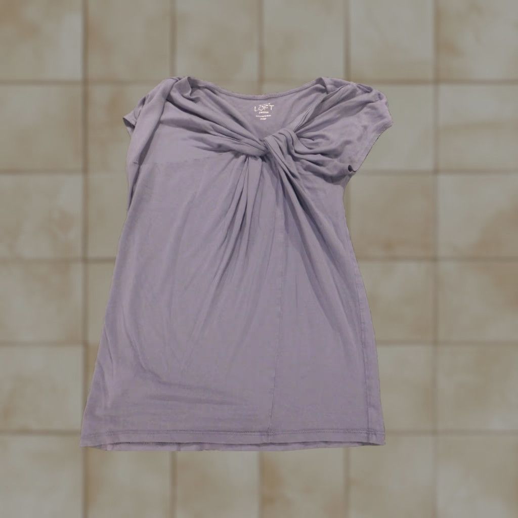 Ann Taylor Loft Ann Taylor Loft Blouse Petites P2XS XS SP Blue Sleeveless Round Neck Pullover Casual Rayon Lightweight Stretch Buttons Women Blouse Size XXS / US 00 / IT 34 - 1 Thumbnail