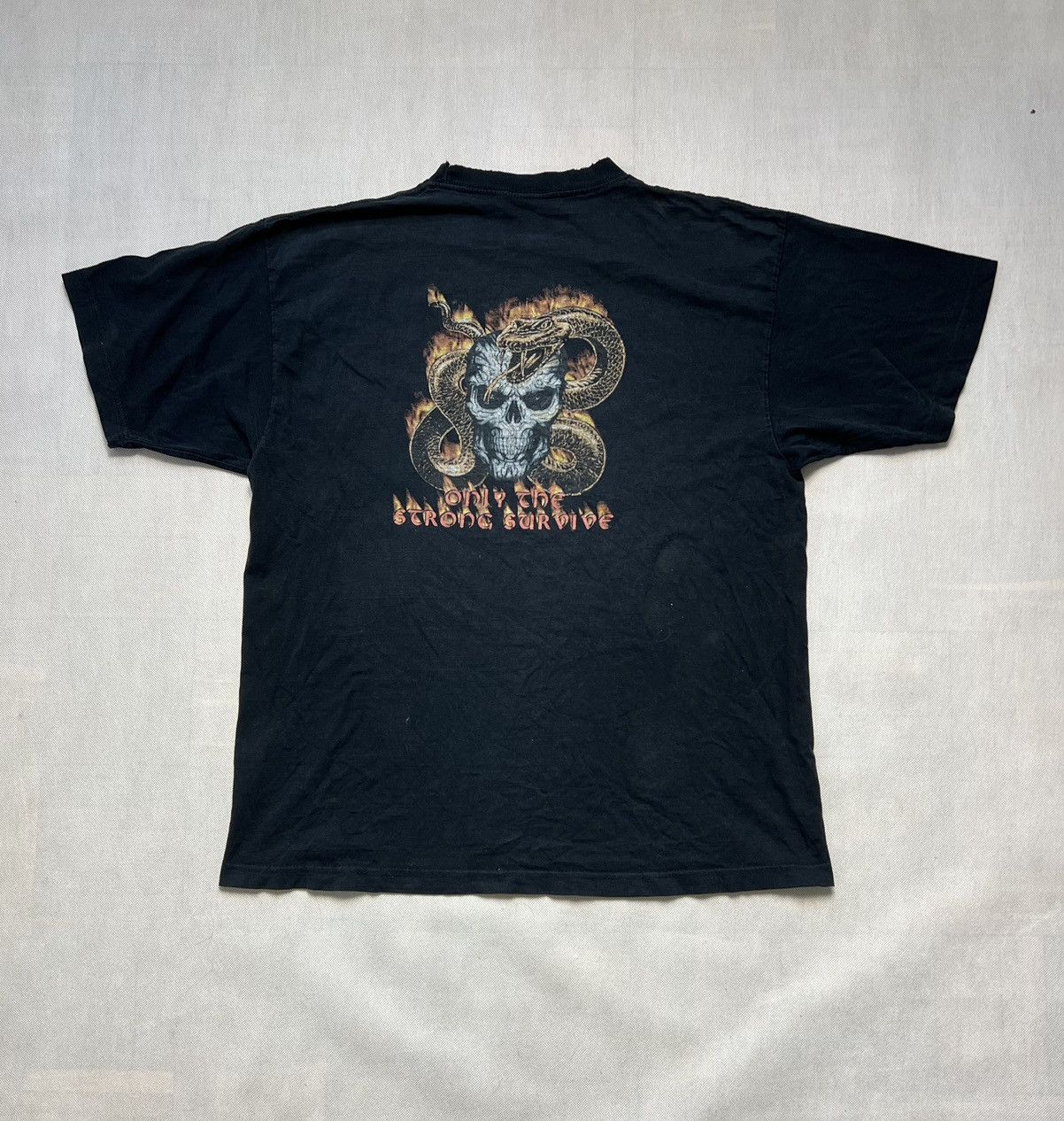 Band Tees × Vintage Tshirt only the strong survive vintage black Size US XL / EU 56 / 4 - 2 Thumbnail