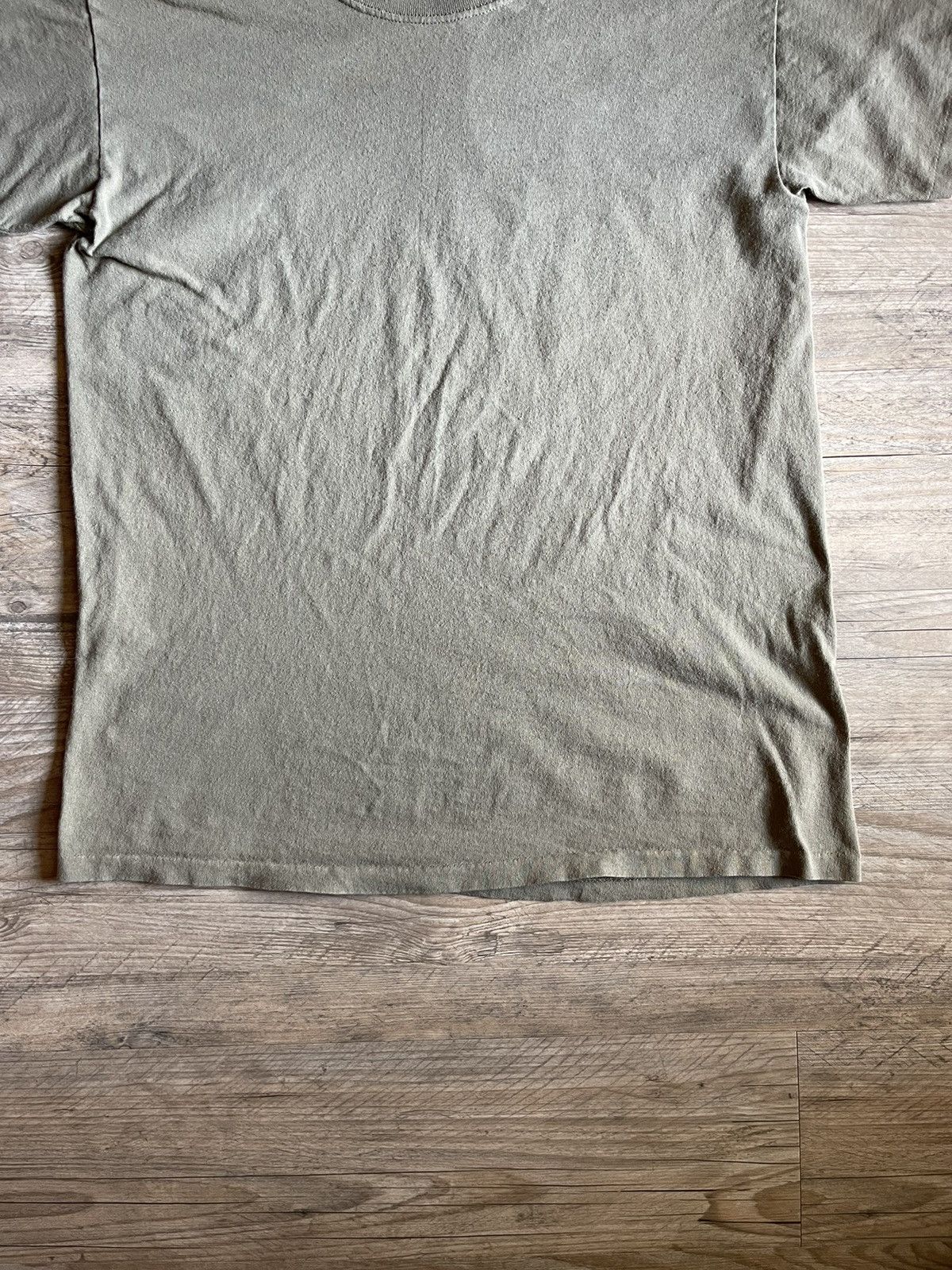 Vintage Olive Single stitch blank tee Size US M / EU 48-50 / 2 - 4 Thumbnail