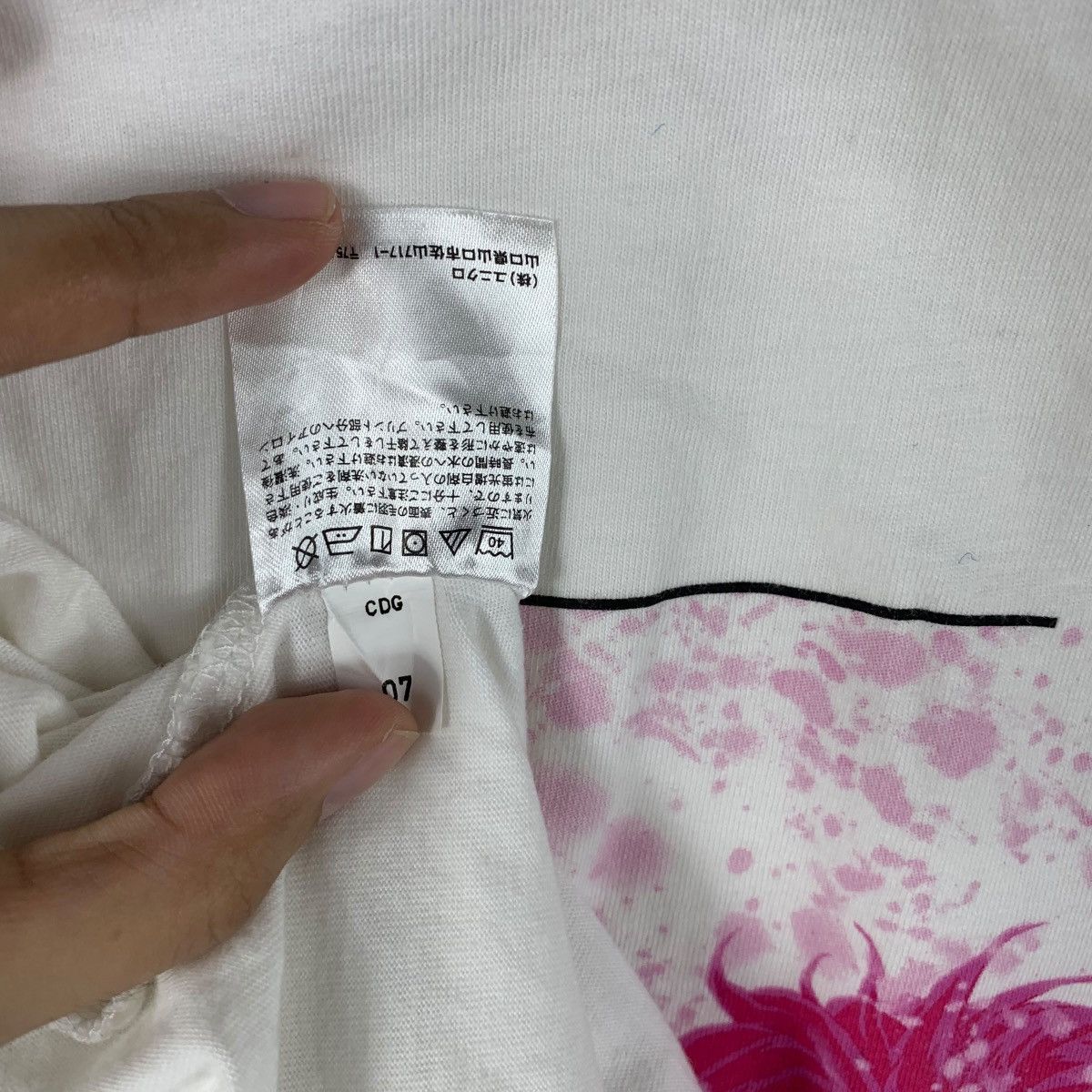 Uniqlo KIMETSU NO YAIBA x UNIQLO Demon Slayer Anime Tee Shirt Top Size US L / EU 52-54 / 3 - 9 Thumbnail