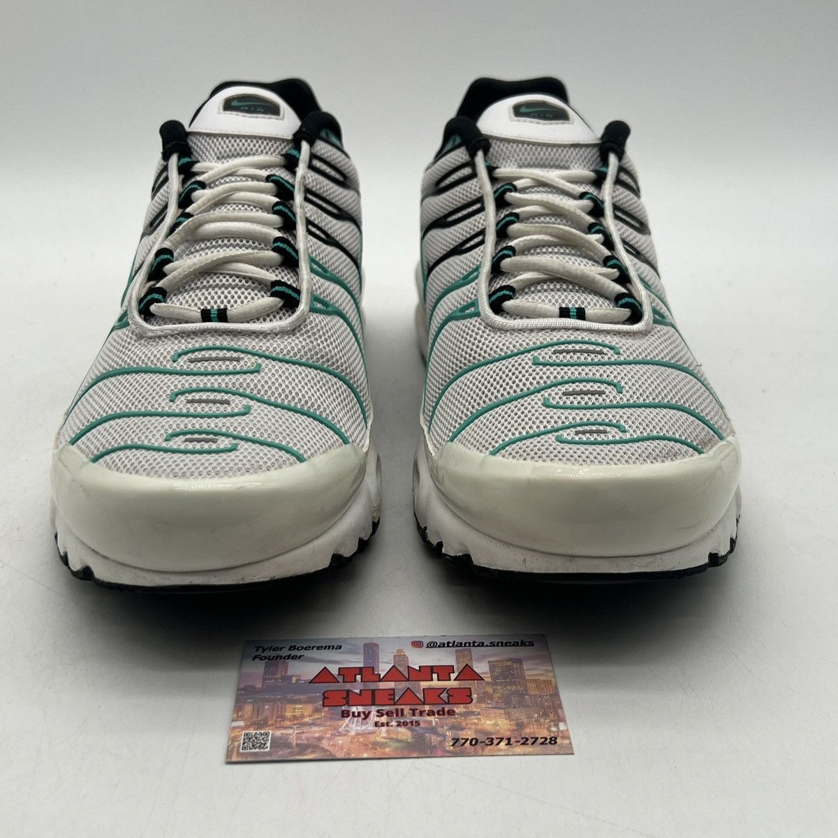 Nike Air max plus white hyper Jade Size US 12 / EU 45 - 2 Thumbnail