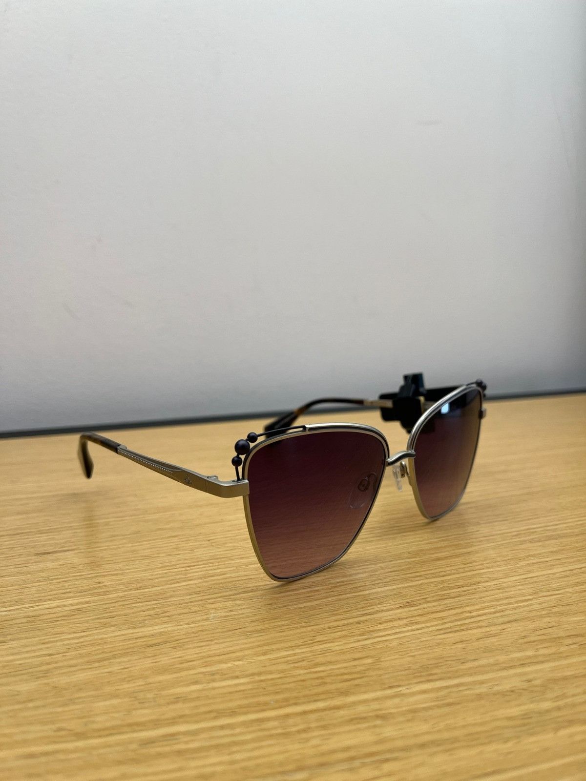 Vivienne Westwood o1f1d3z0825 Size: OS / Ada Sunglasses in Black / Silver Size ONE SIZE - 1 Preview