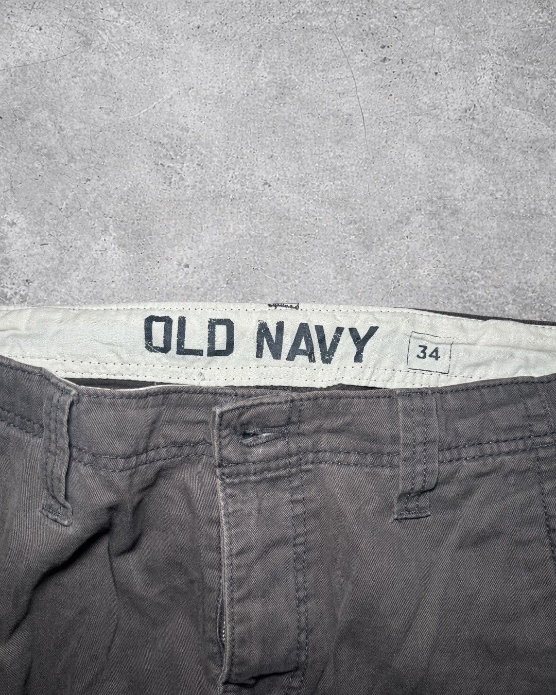 Old Navy Vintage Old Navy Cargo Shorts Size US 34 / EU 50 - 2 Thumbnail