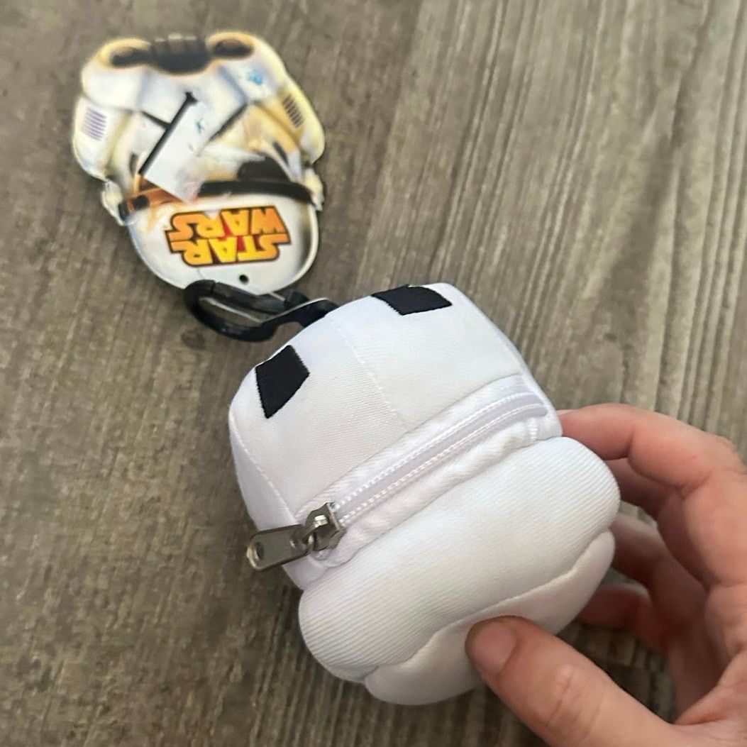Disney starwars storm trooper white black keychain with zipper Size ONE SIZE - 2 Thumbnail