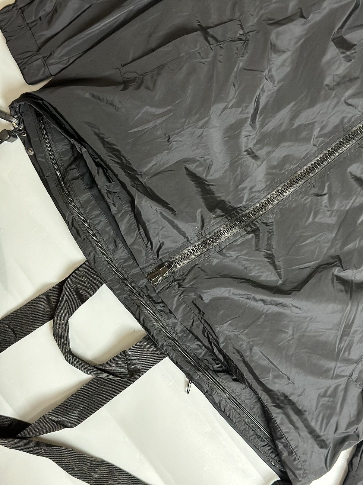 Vetements Vetements FW19 Interpool Bondage Jacket/Convertible to bag Size US M / EU 48-50 / 2 - 15 Thumbnail