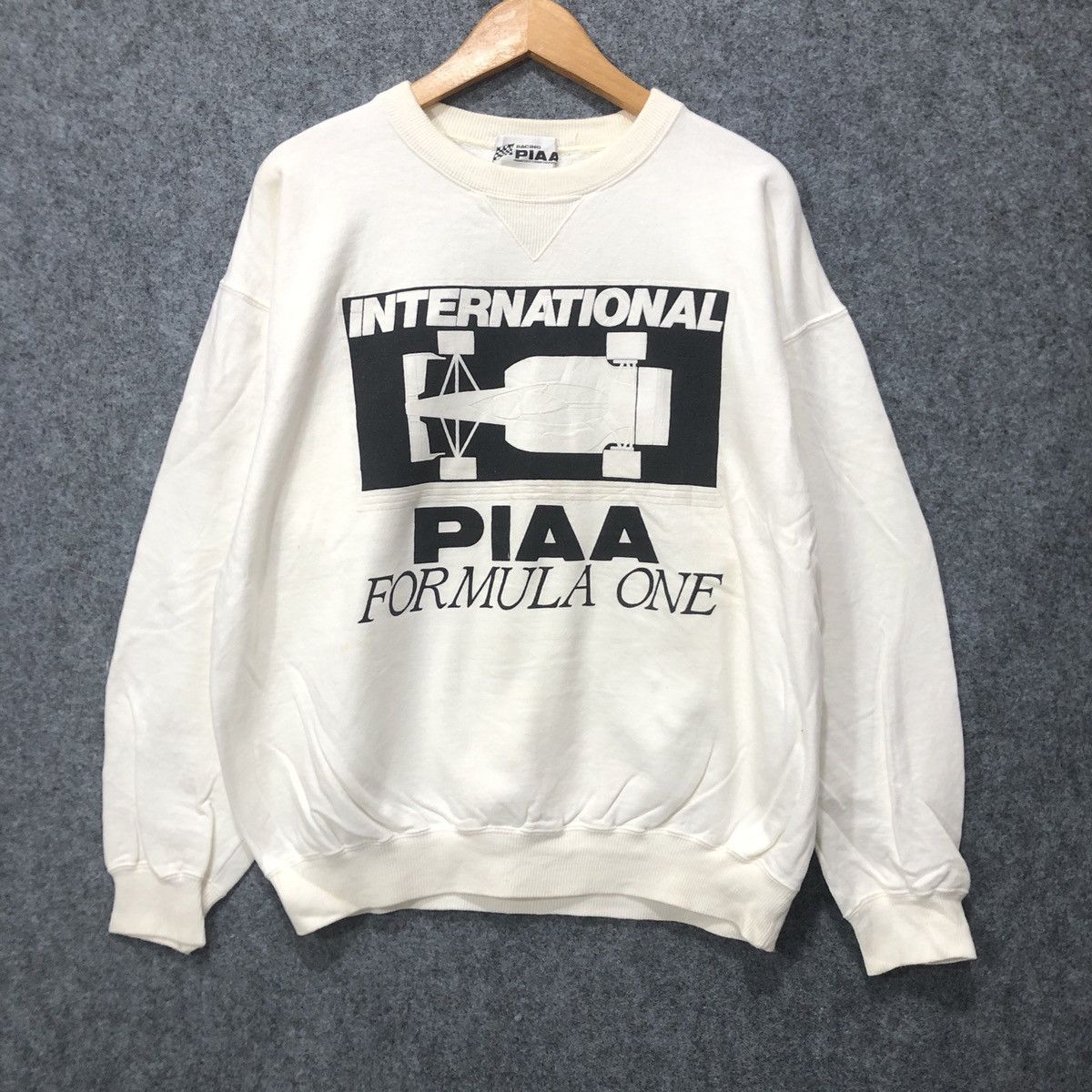 Vintage Vintage PIAA Formula One Motor Sports Sweatshirt Size US L / EU 52-54 / 3 - 3 Thumbnail