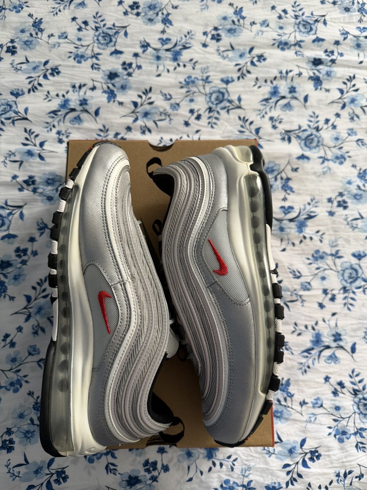 Nike Air Max 97 'Silver Bullet' 2022 Size US 9.5 / EU 42-43 - 8 Thumbnail